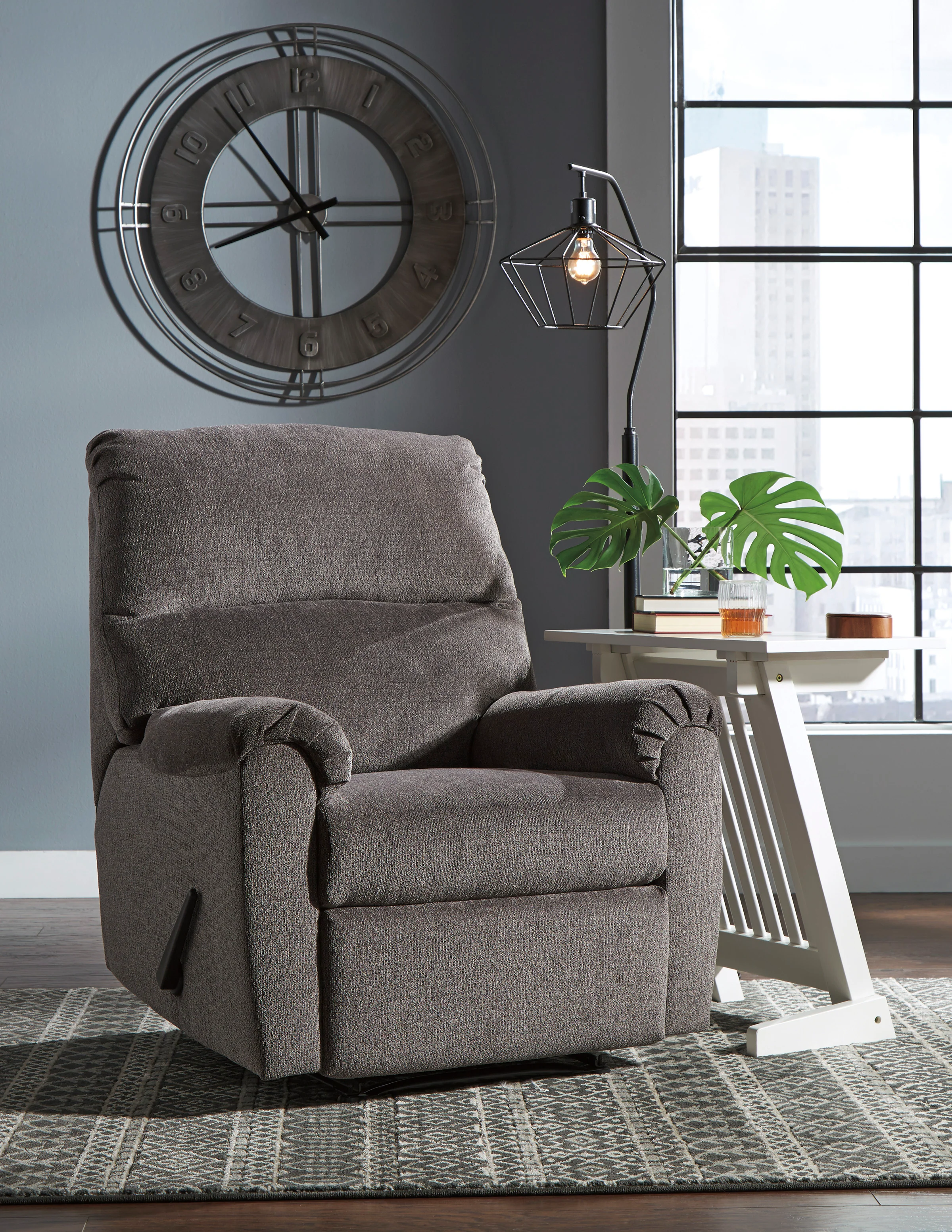 Nerviano Zero Wall Recliner - Image 3