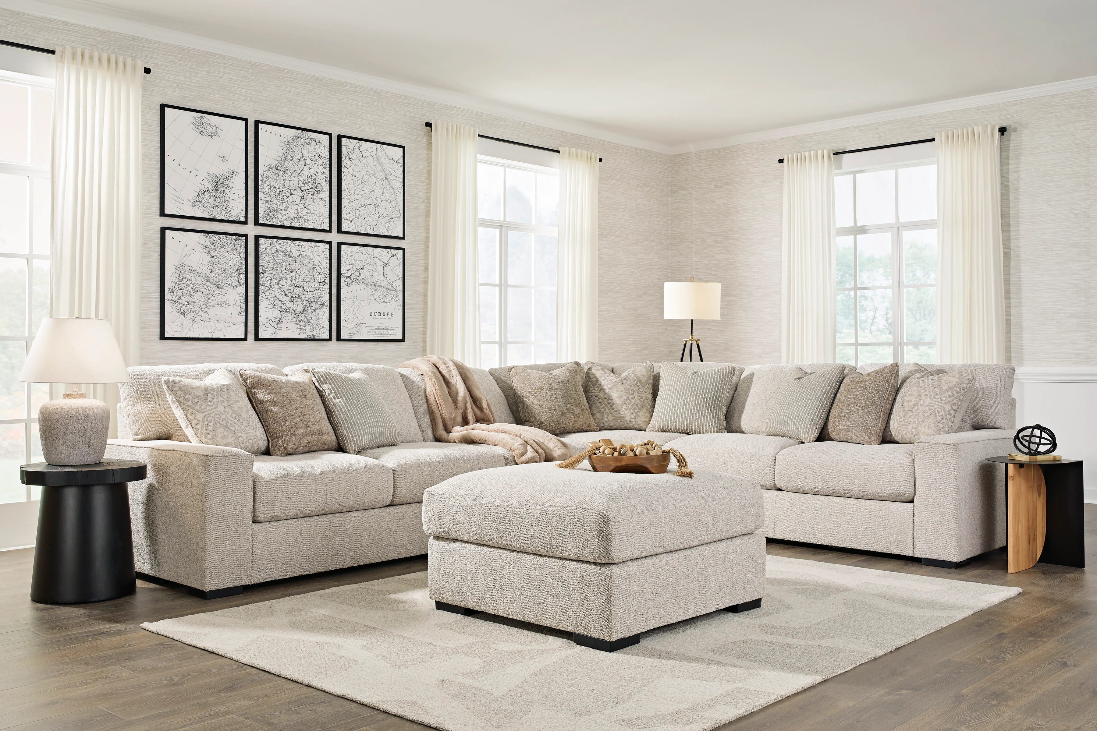 Balltyton 4 piece Sectional Sofa Set - Image 8