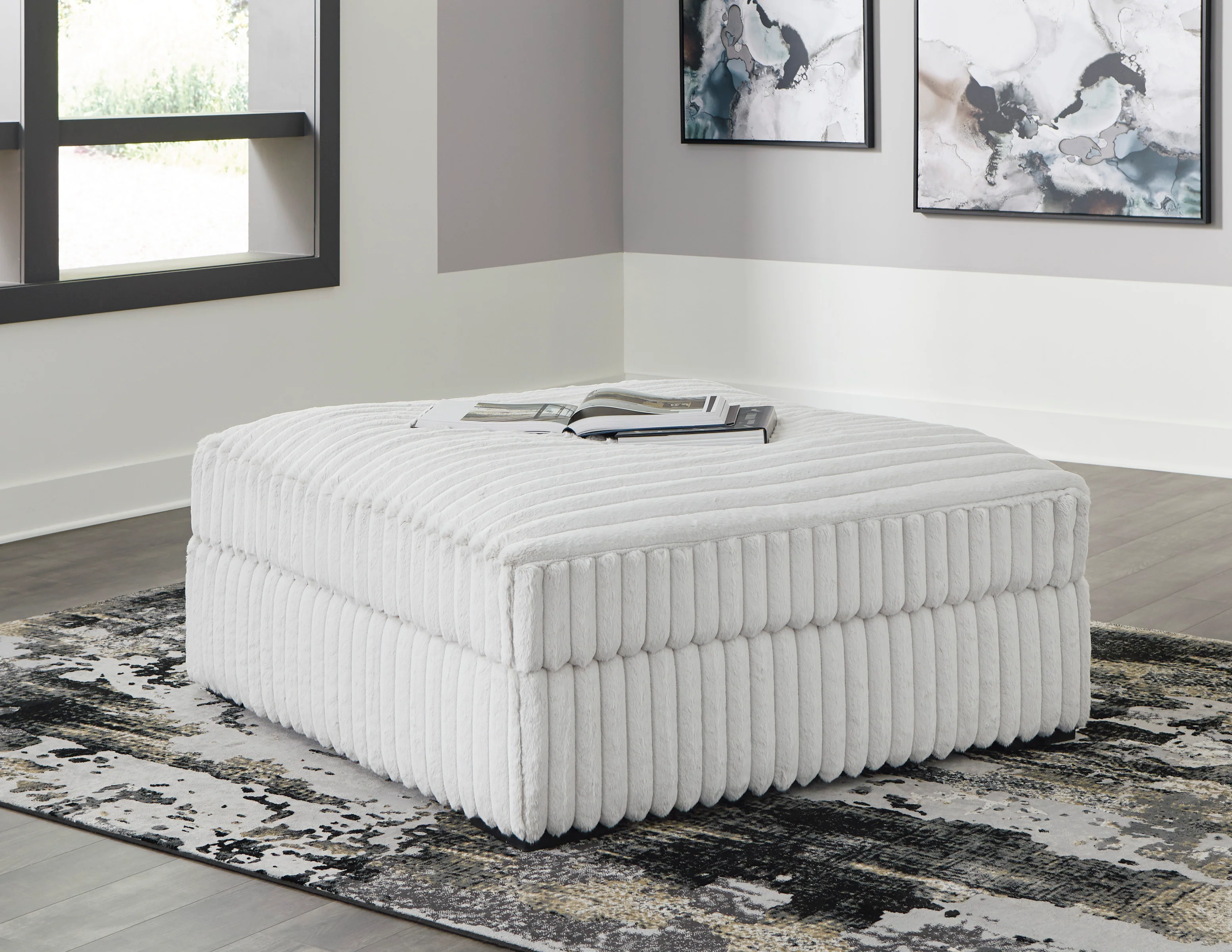 Stupendous Ottoman