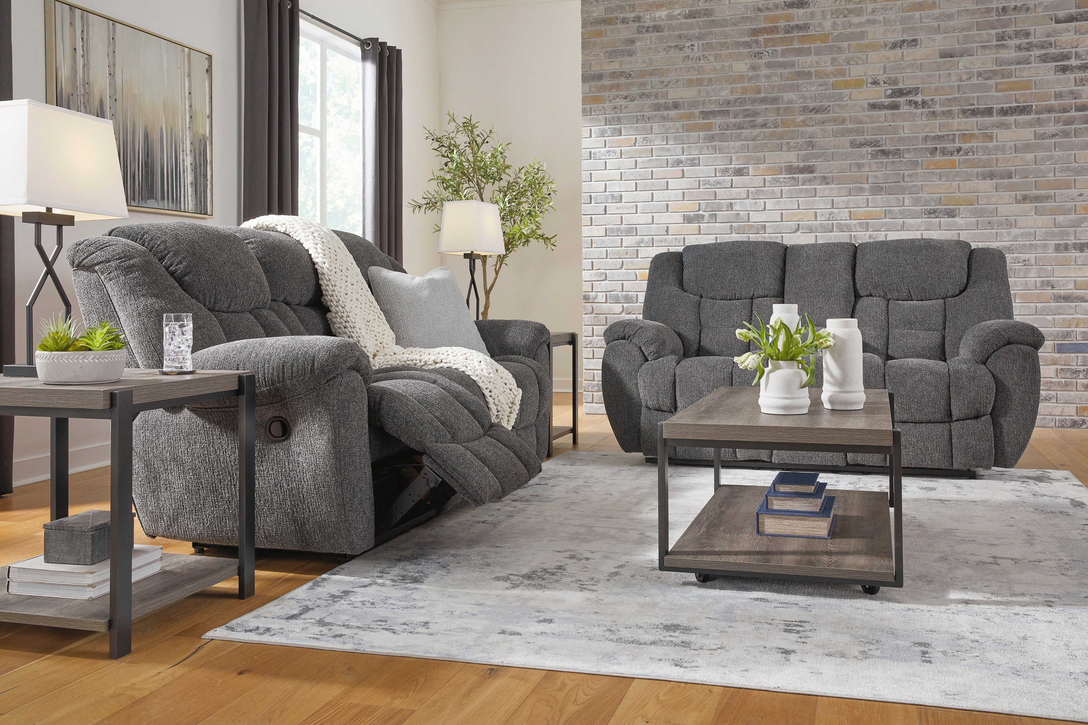 Foreside Reclining Sofa - Image 15