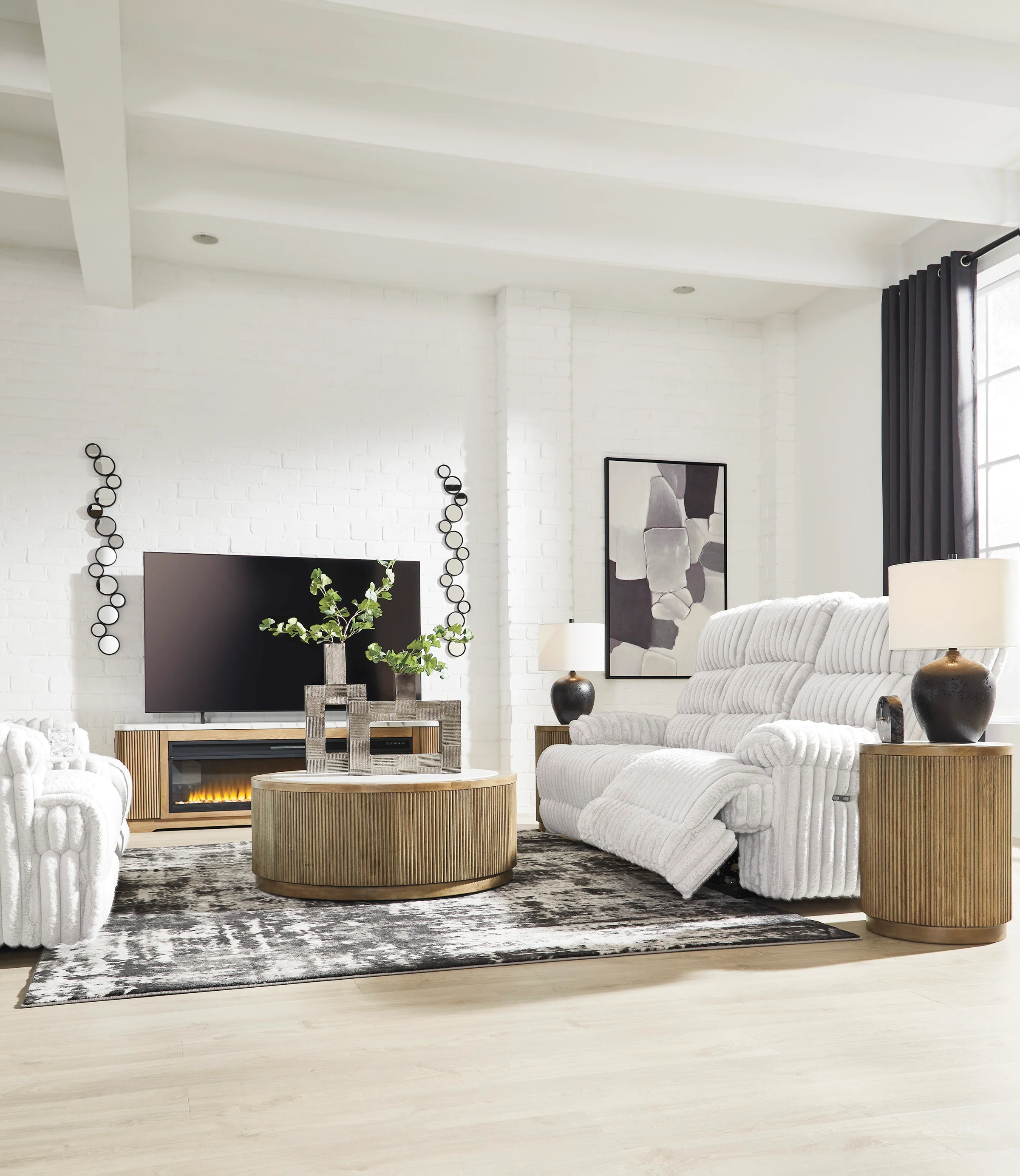 Technique Rec Pwr Sofa With Drop Down Table - Image 9
