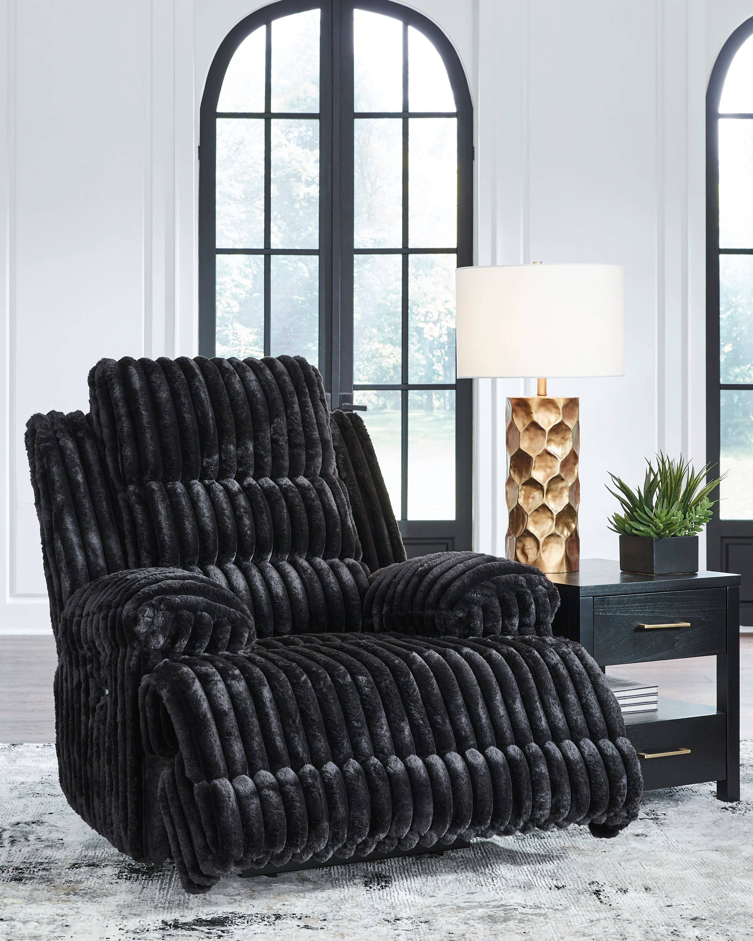 Technique Zero Wall Power Recliner
