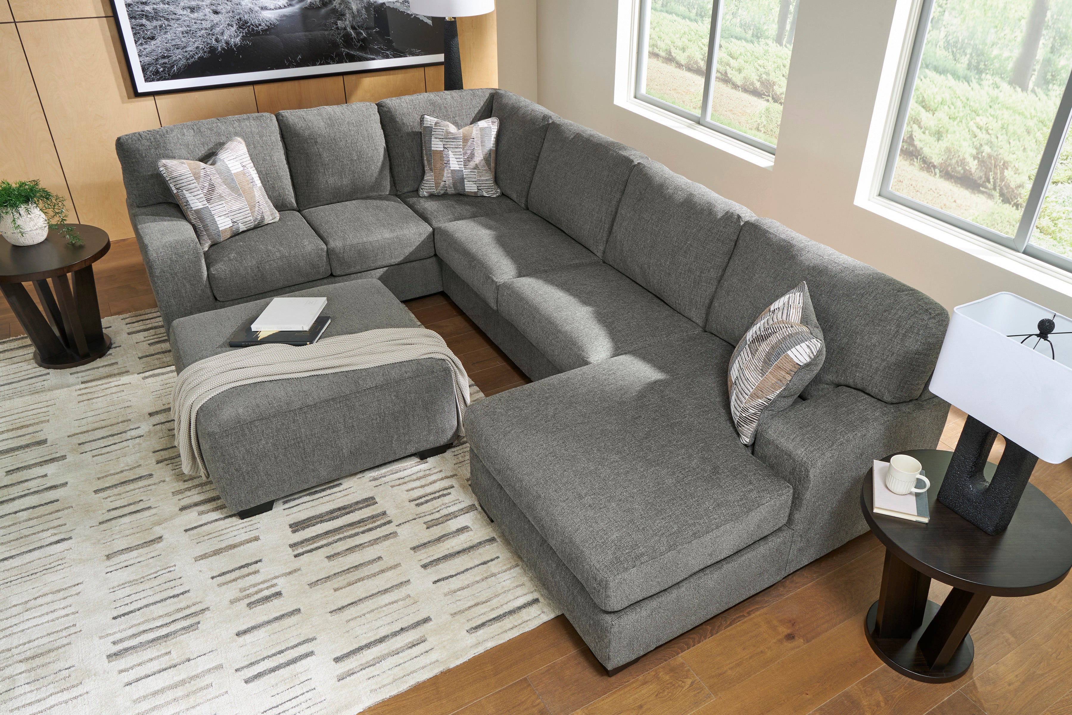 Newellen 3-piece Sectional Sofa Set - Image 3
