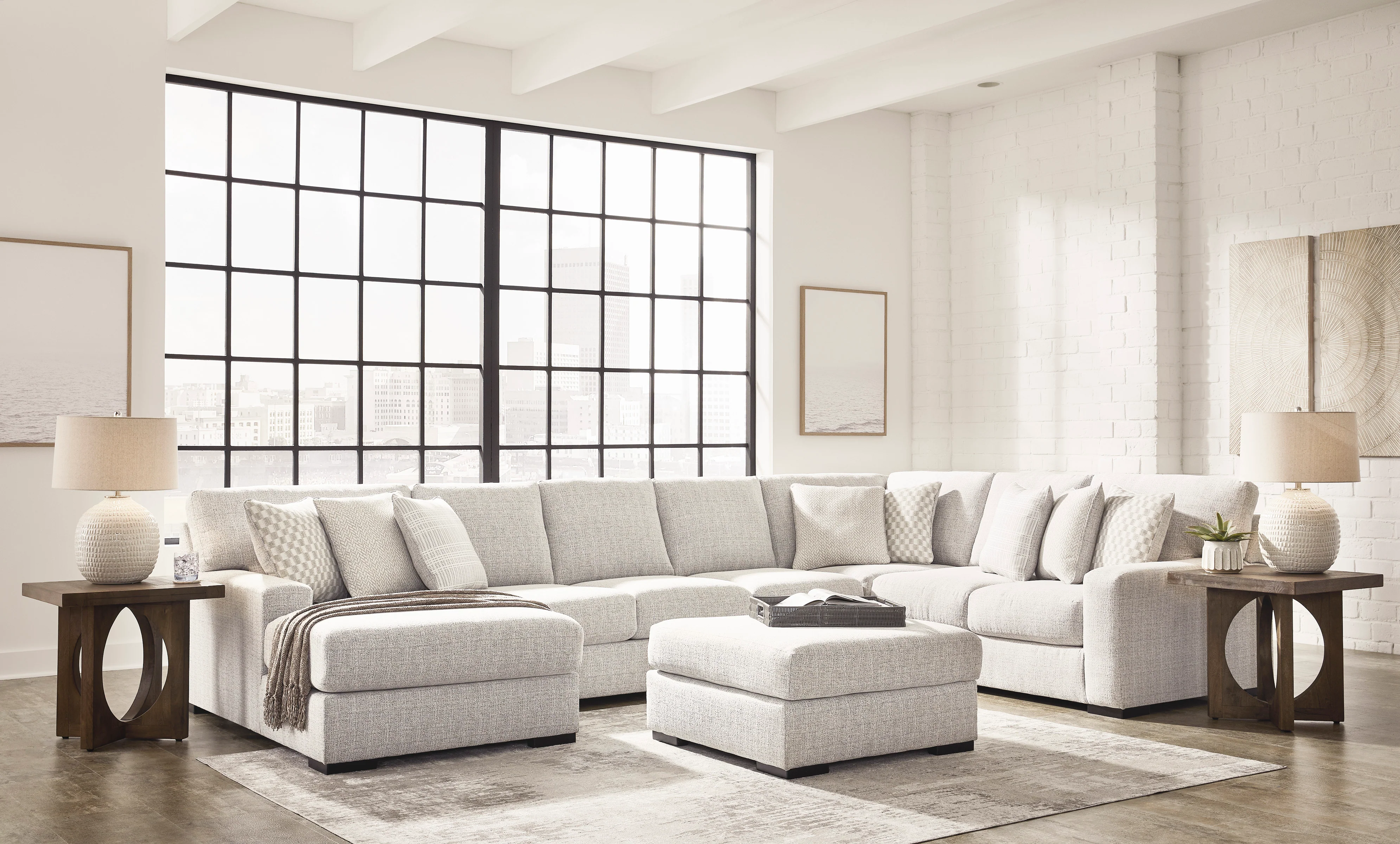Larce 5 piece sectional Sofa Set - Image 4