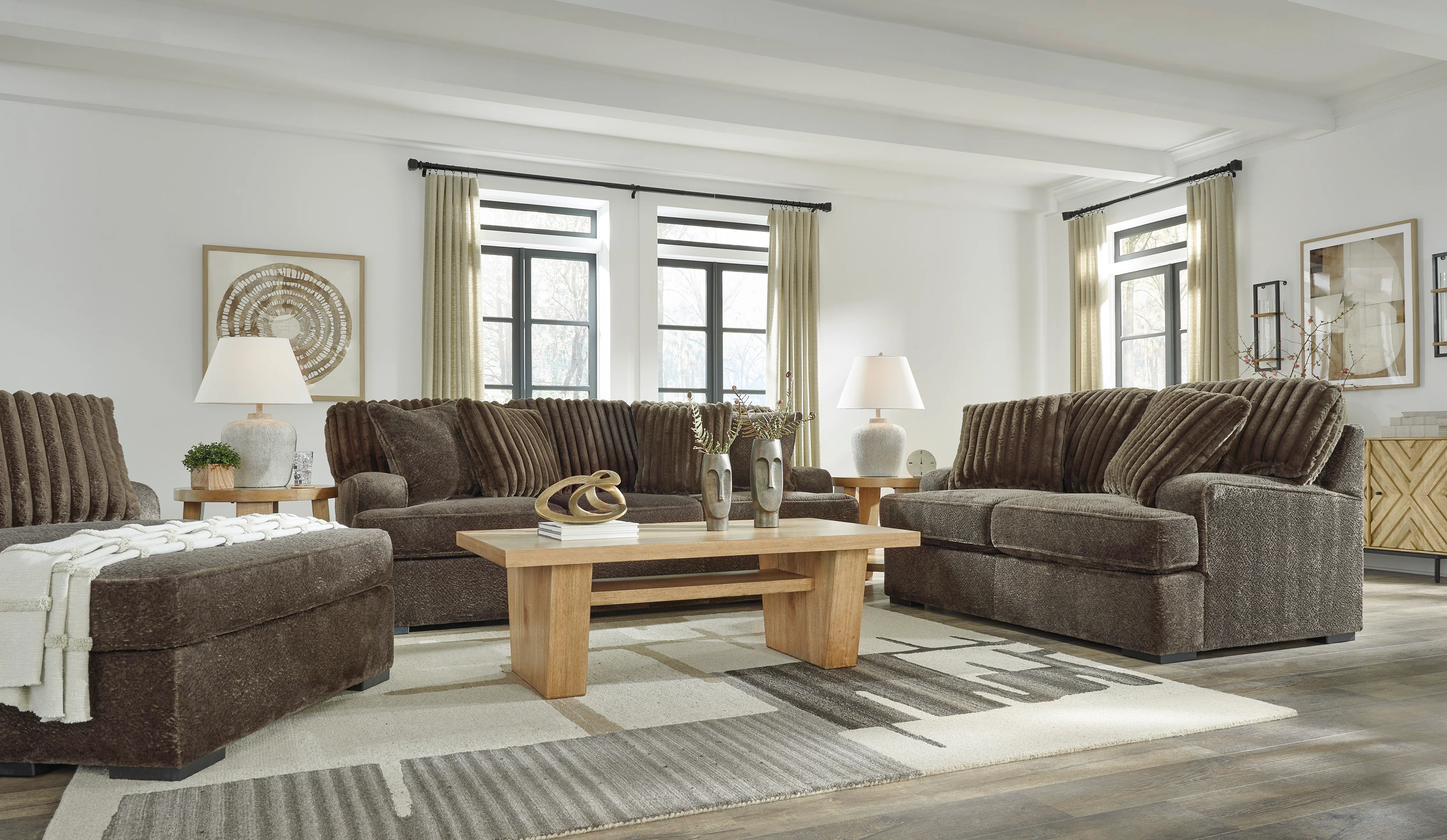 Aylesworth Sofa - Image 10