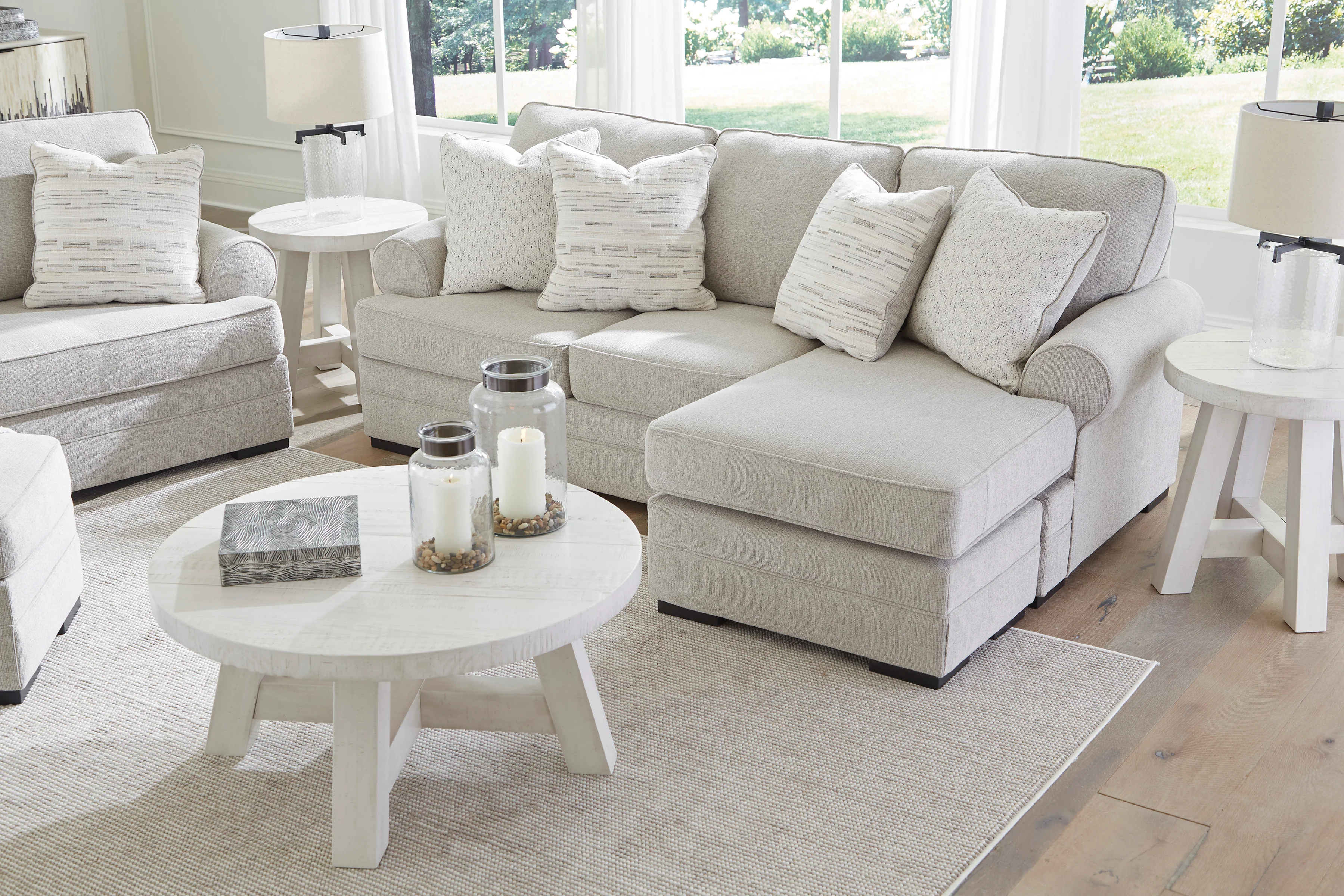 Eastonbridge Sofa chaise - Image 12