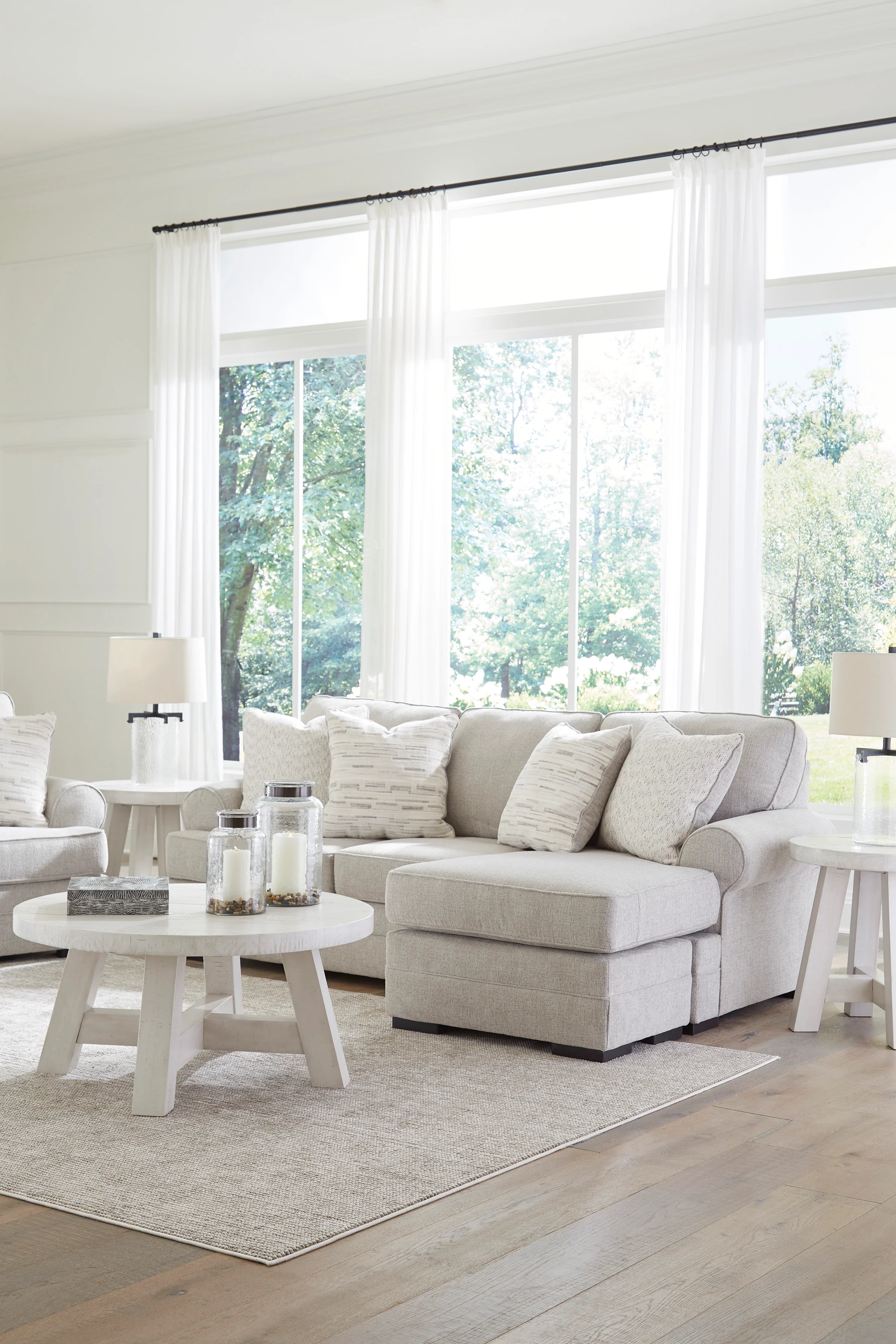 Eastonbridge Sofa chaise - Image 13