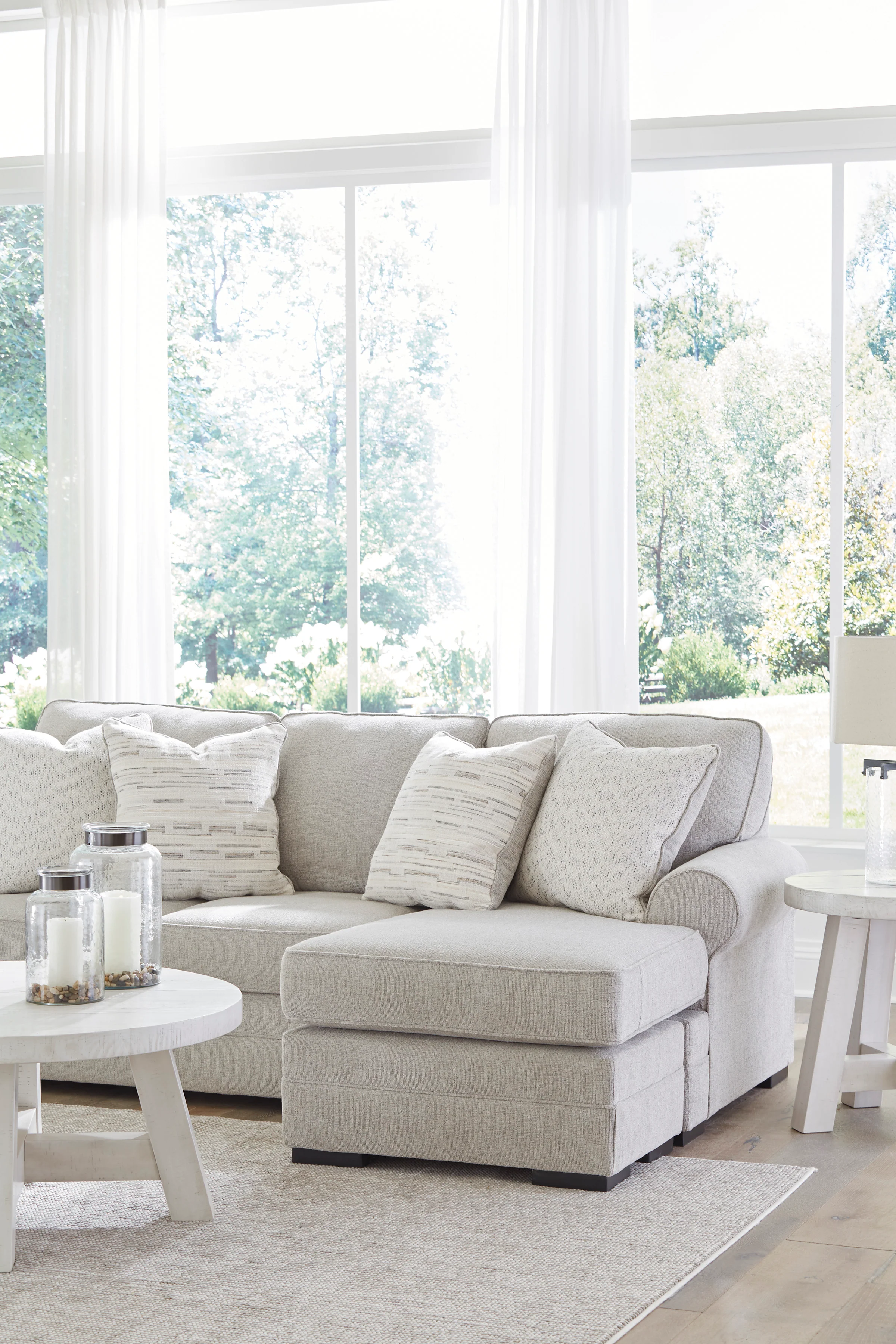 Eastonbridge Sofa chaise - Image 14