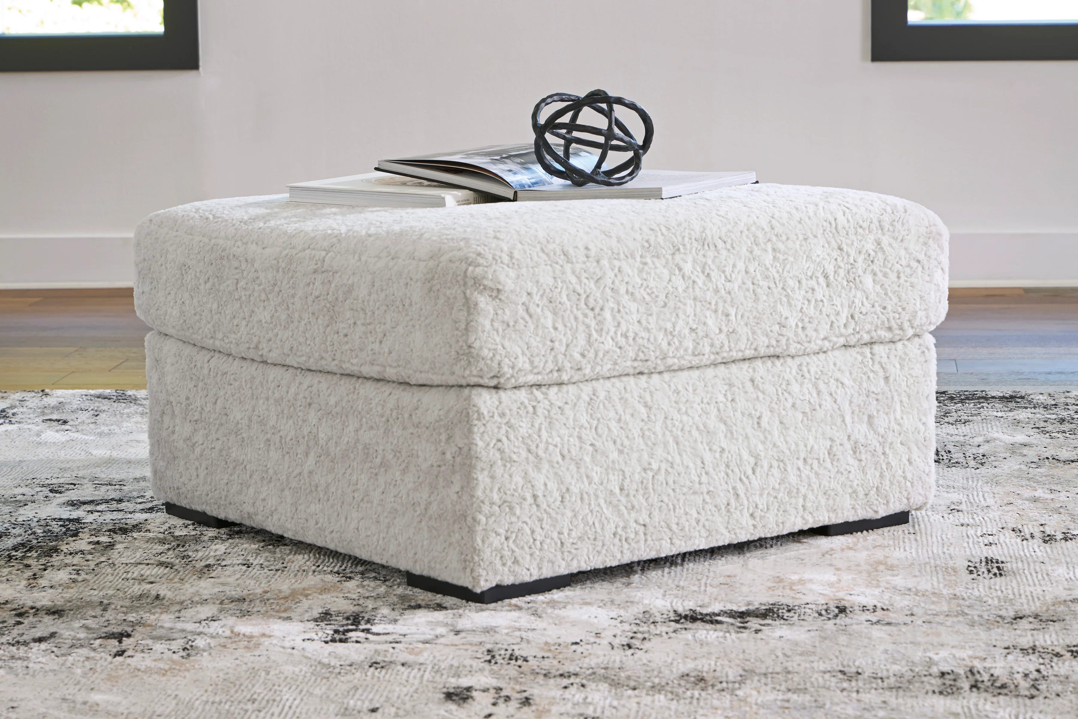 Snodoodle  Ottoman