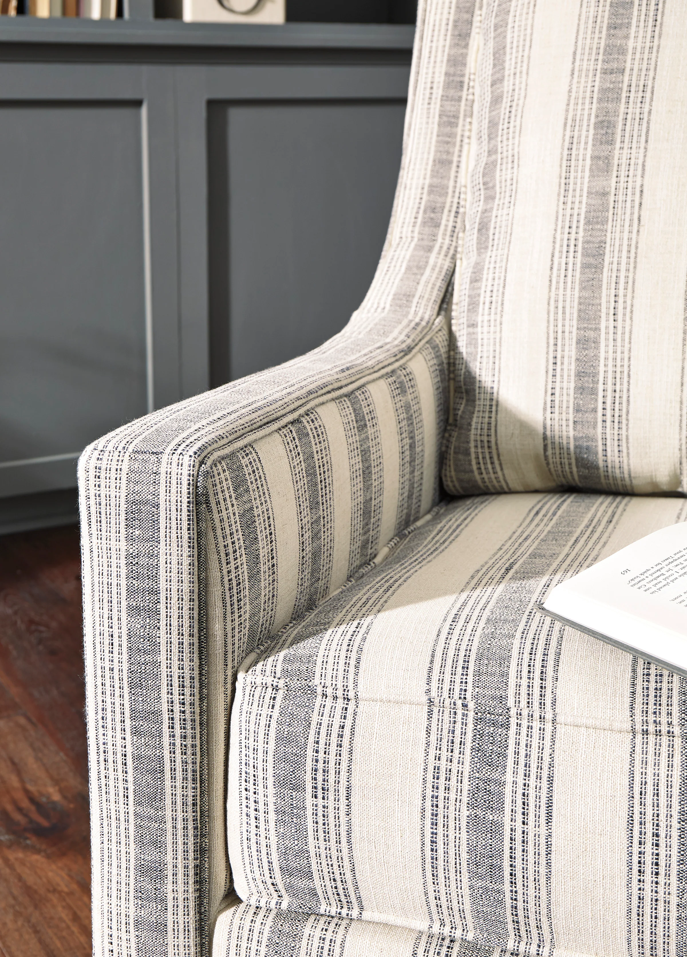 Kambria Swivel Glider Accent Chair - Image 4