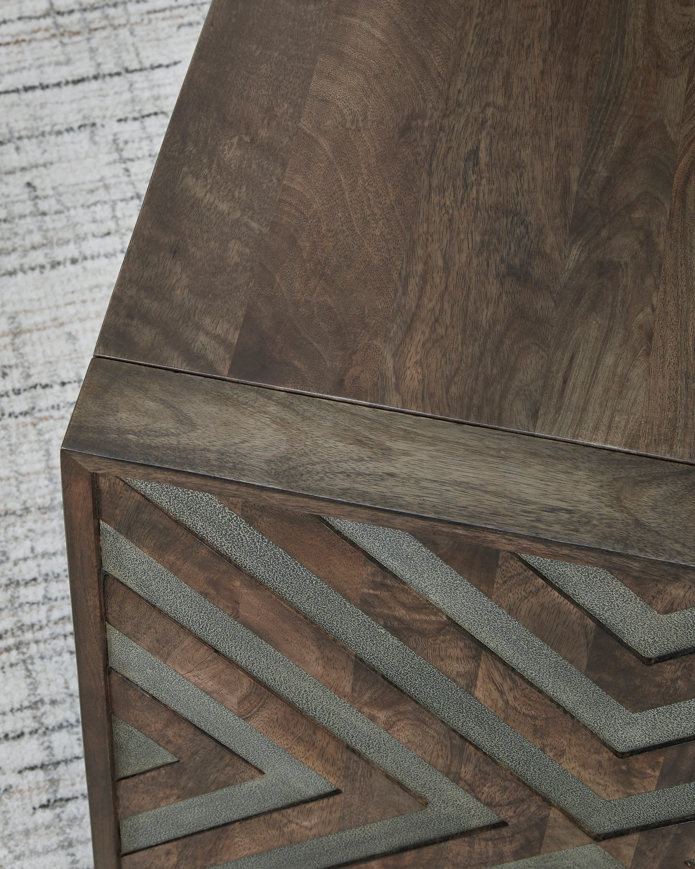 Dreggan Coffee Table Set - Image 13
