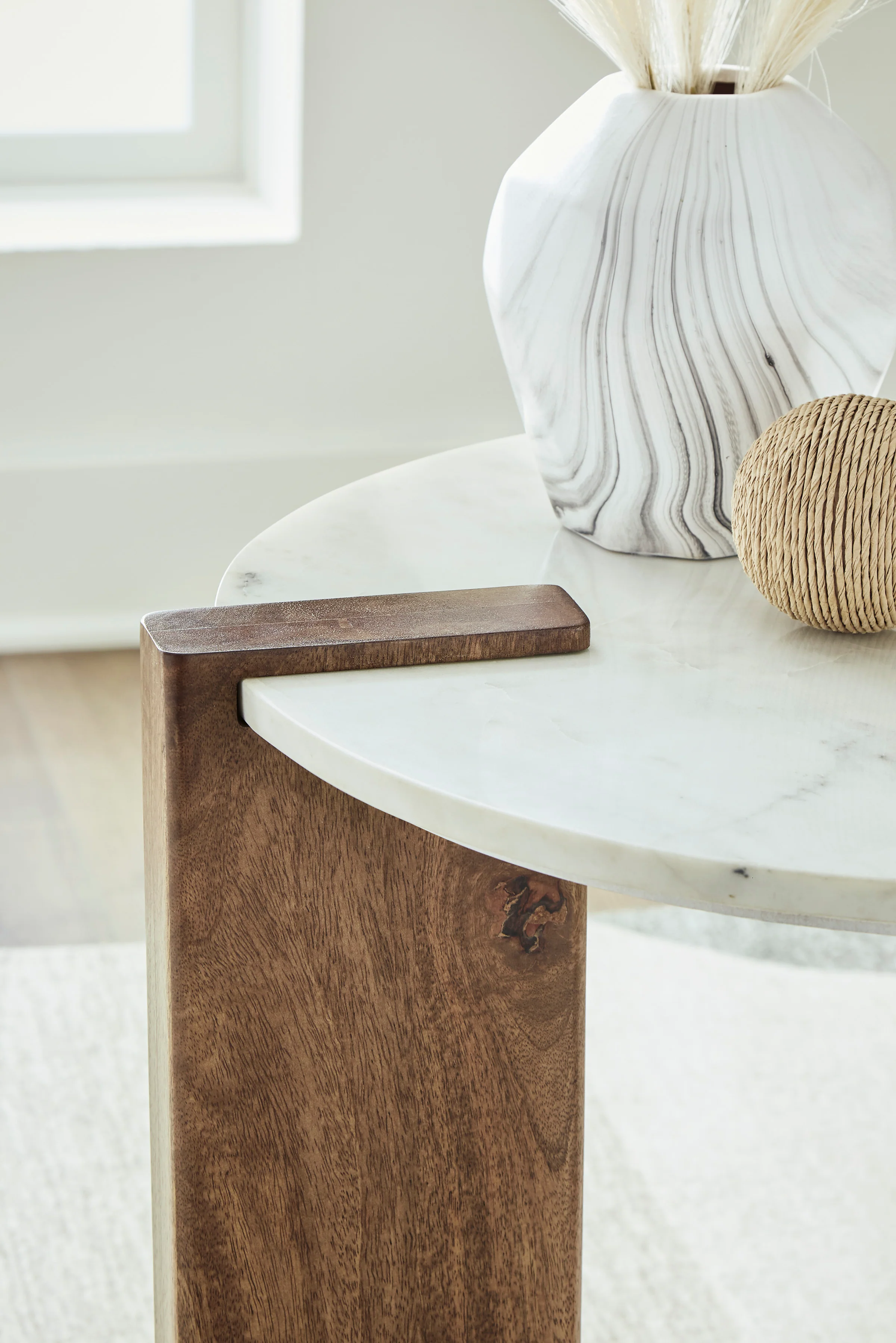 Isanti Coffee Table Set - Image 11