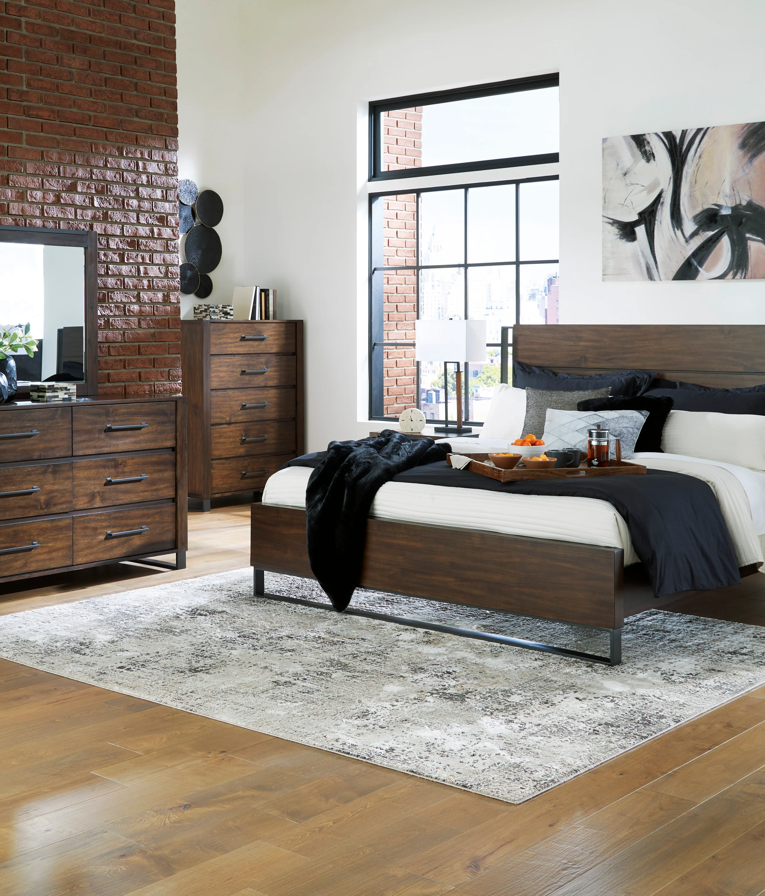 Zumbado King Panel Bed - Image 9