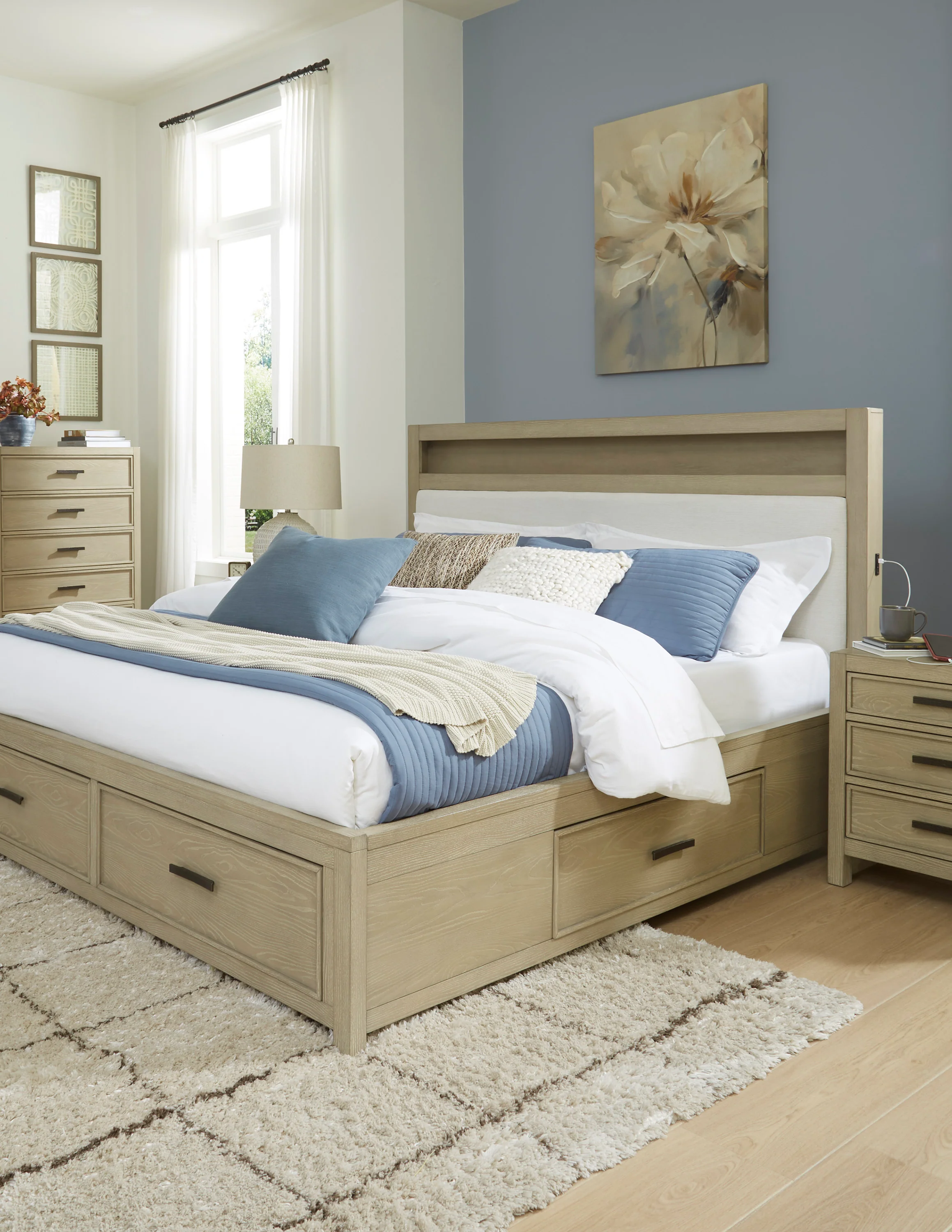 Maylee Five Drawer Chest - Image 10