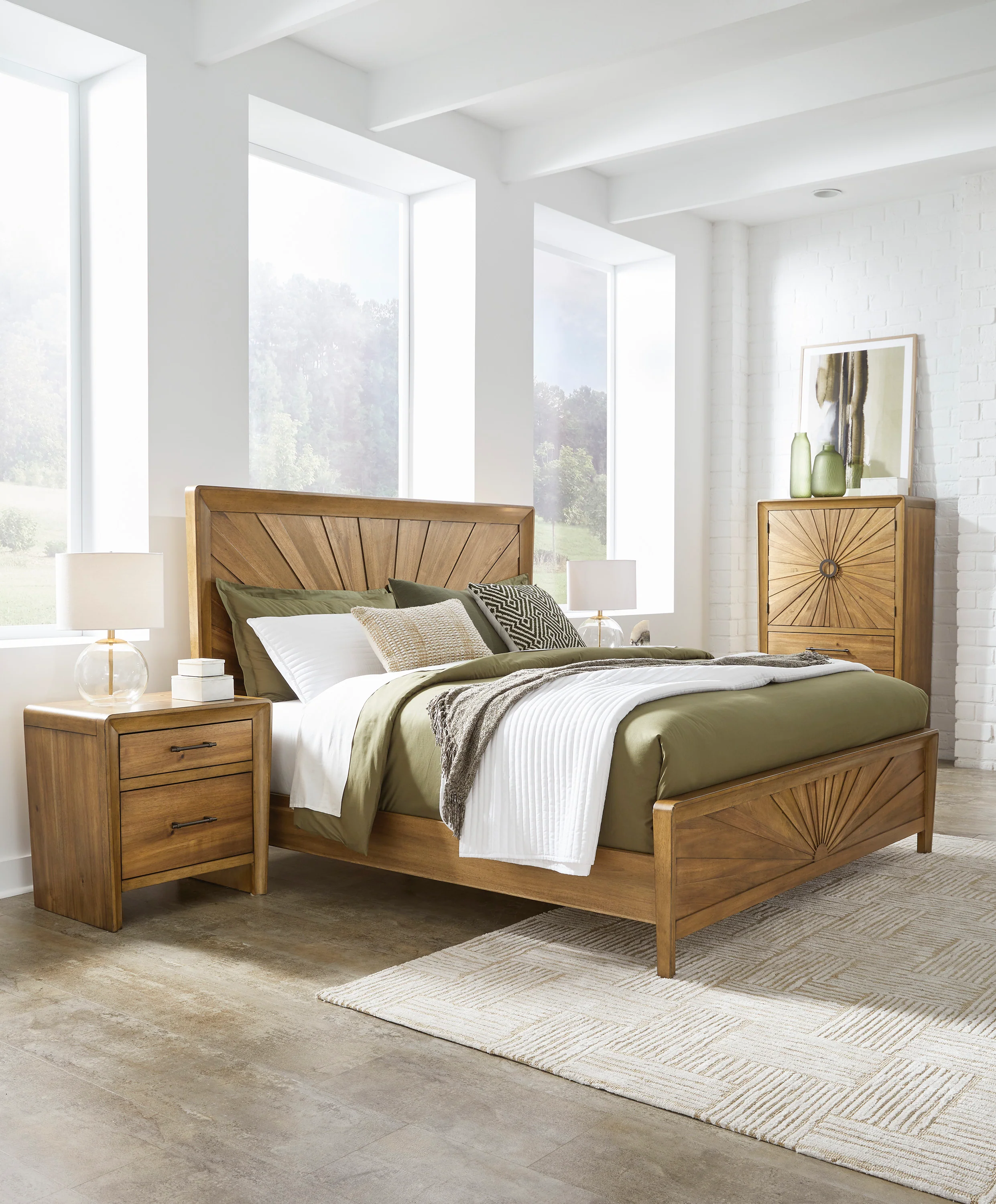 Takston King Panel Bed - Image 10