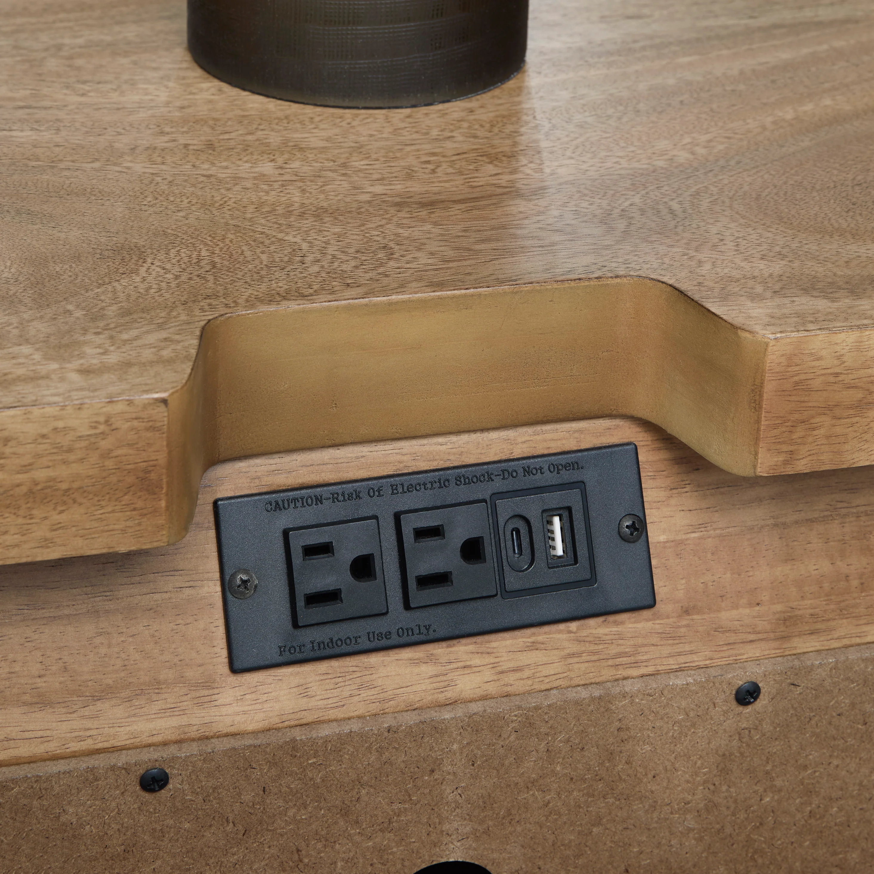 Kristiland Bedroom Set - Image 24