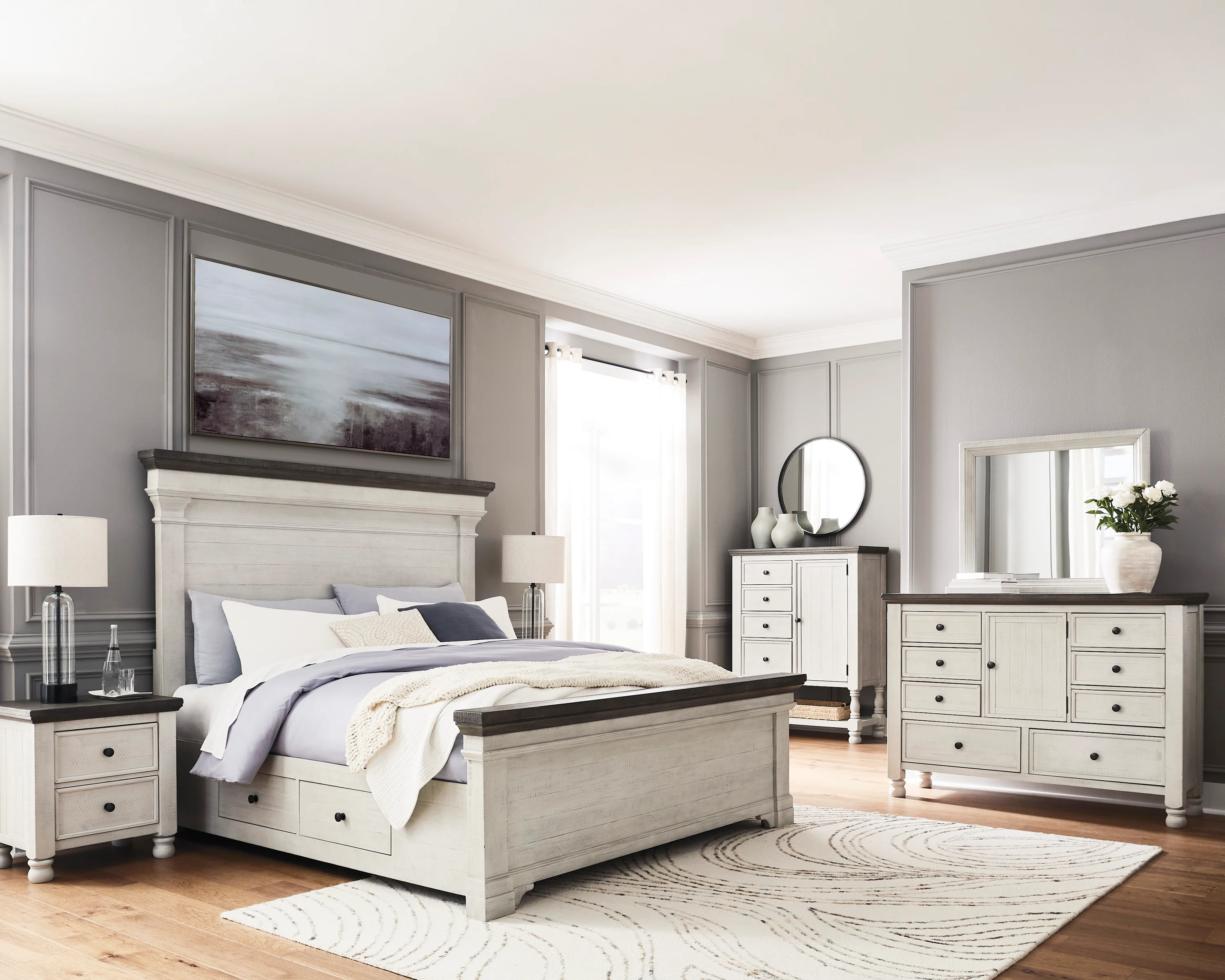 Havalance Five Drawer Chest - Image 7
