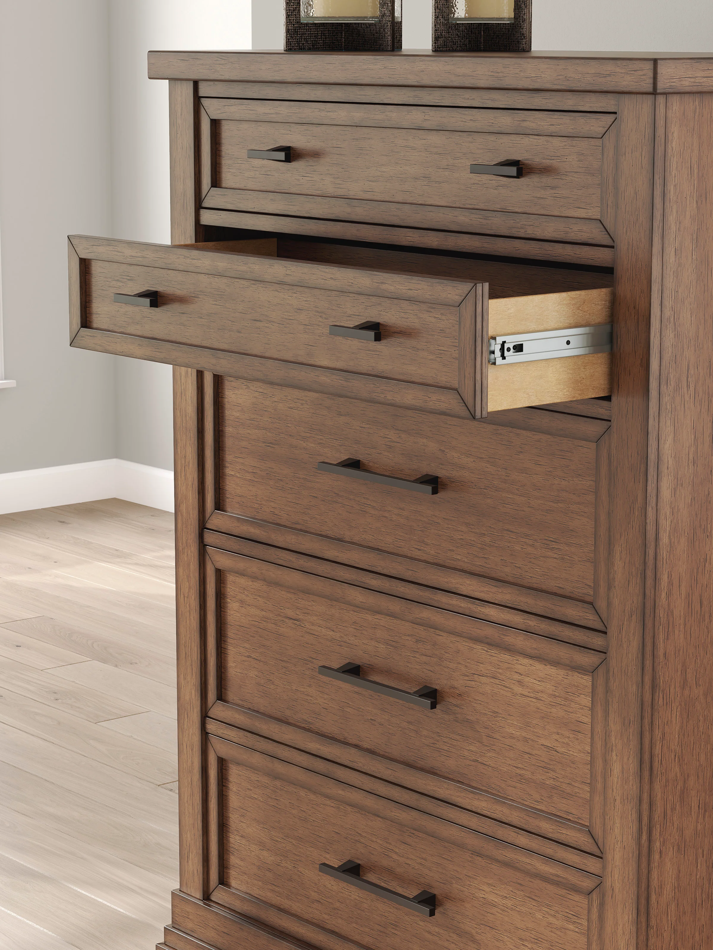 Taffenbrook Five Drawer Chest - Image 9