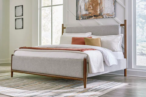 Lyncott Bedroom Set - Image 8