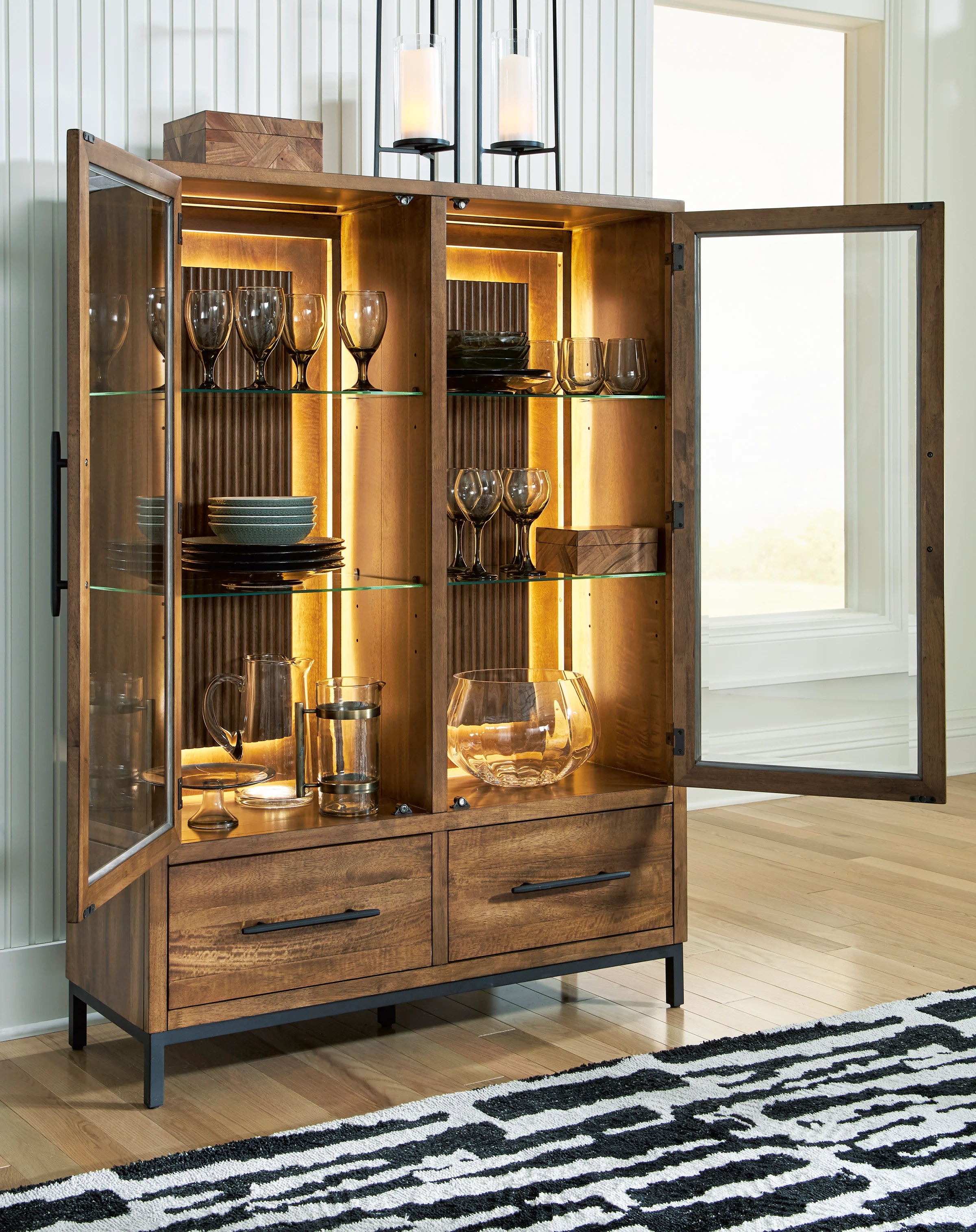 Steenlage Display Cabinet - Image 2