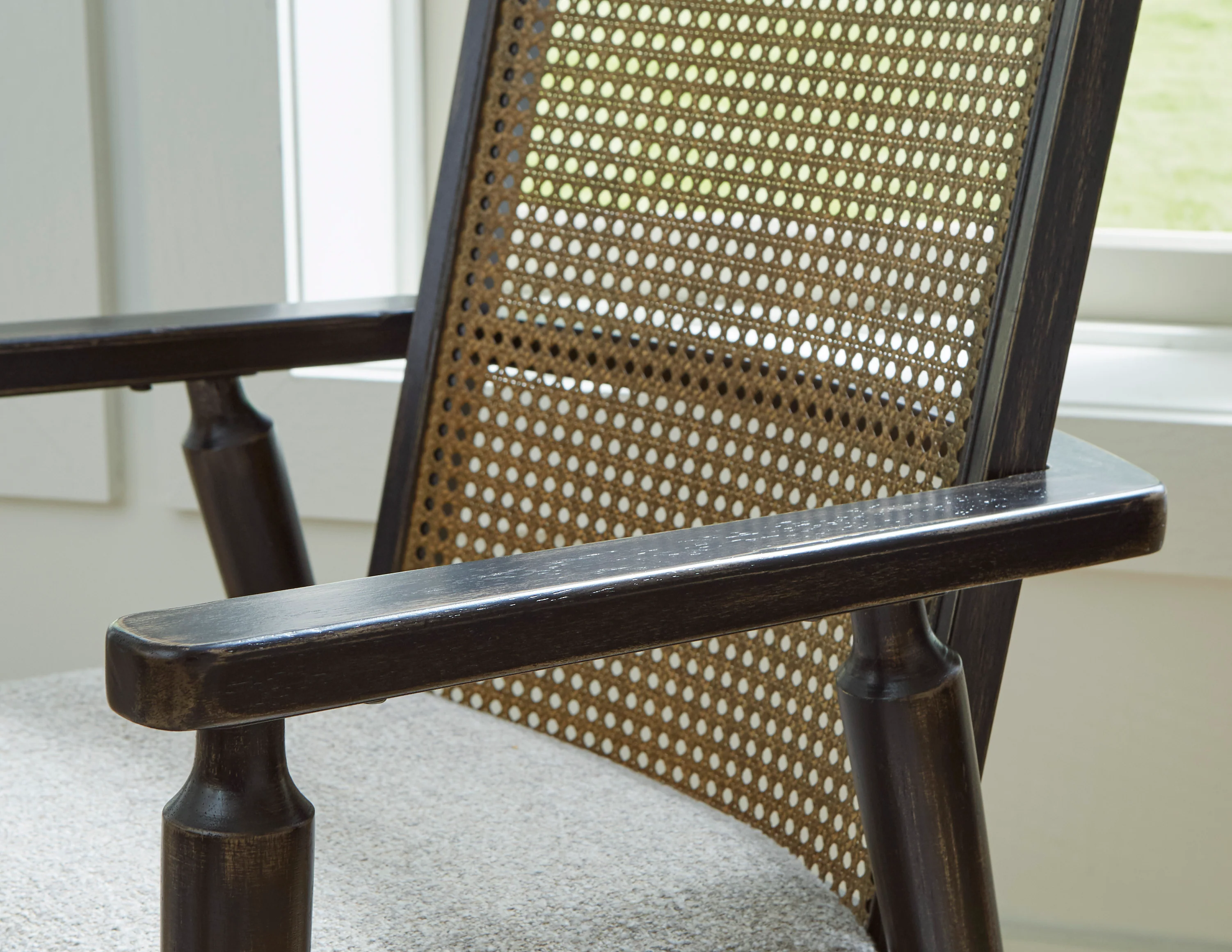 Galiden Dinning table set (Table+ 6 Chairs) - Image 17