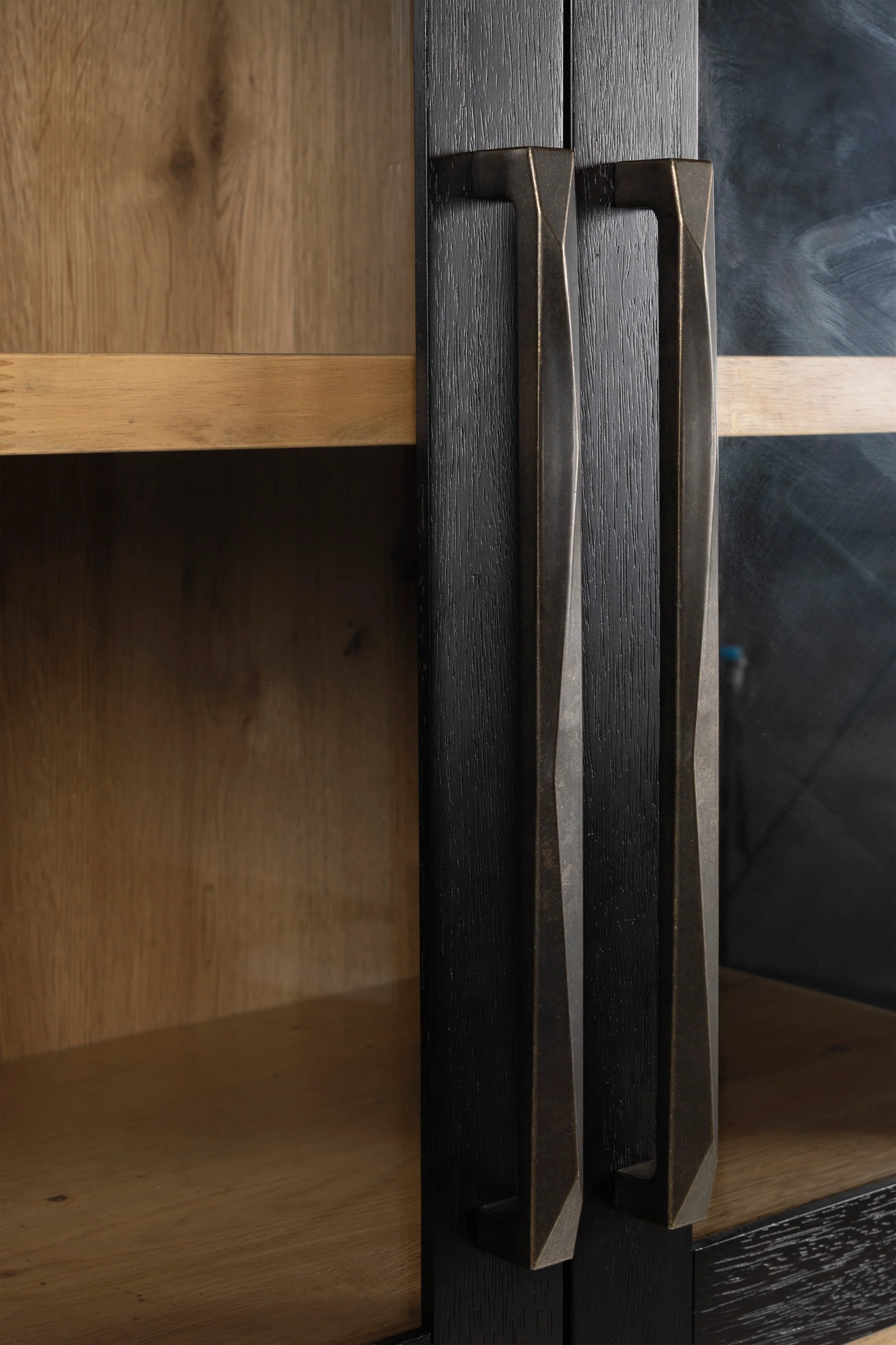 Bracken Display Cabinet - Image 6