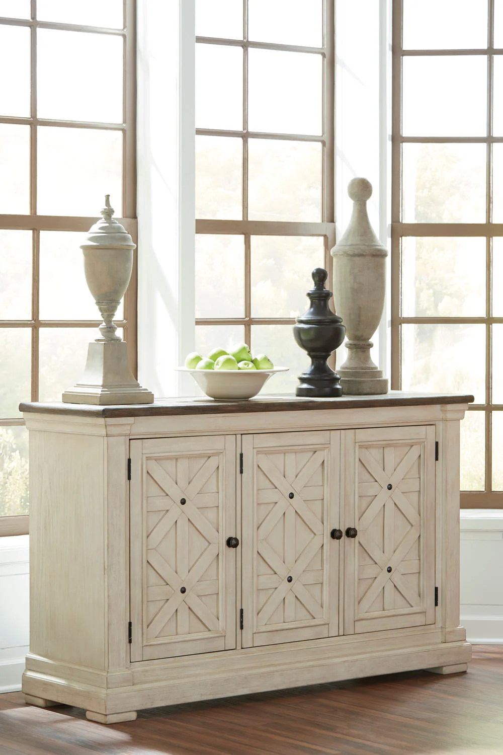 Bolanburg Dining Room Server - Image 2