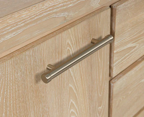 Yalinton Dining Room Server - Image 9