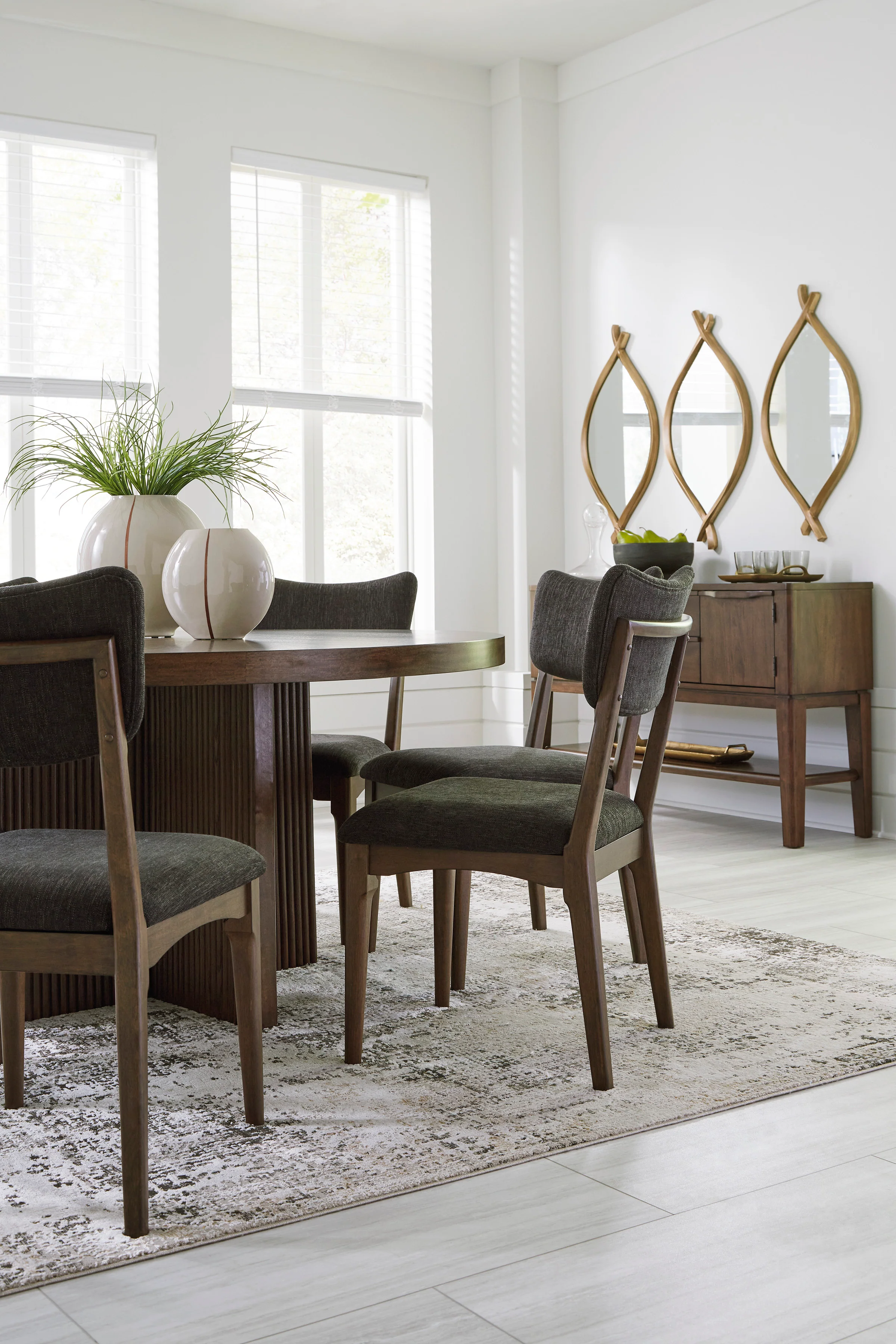 Krestone Dining Room Table Set - Image 4