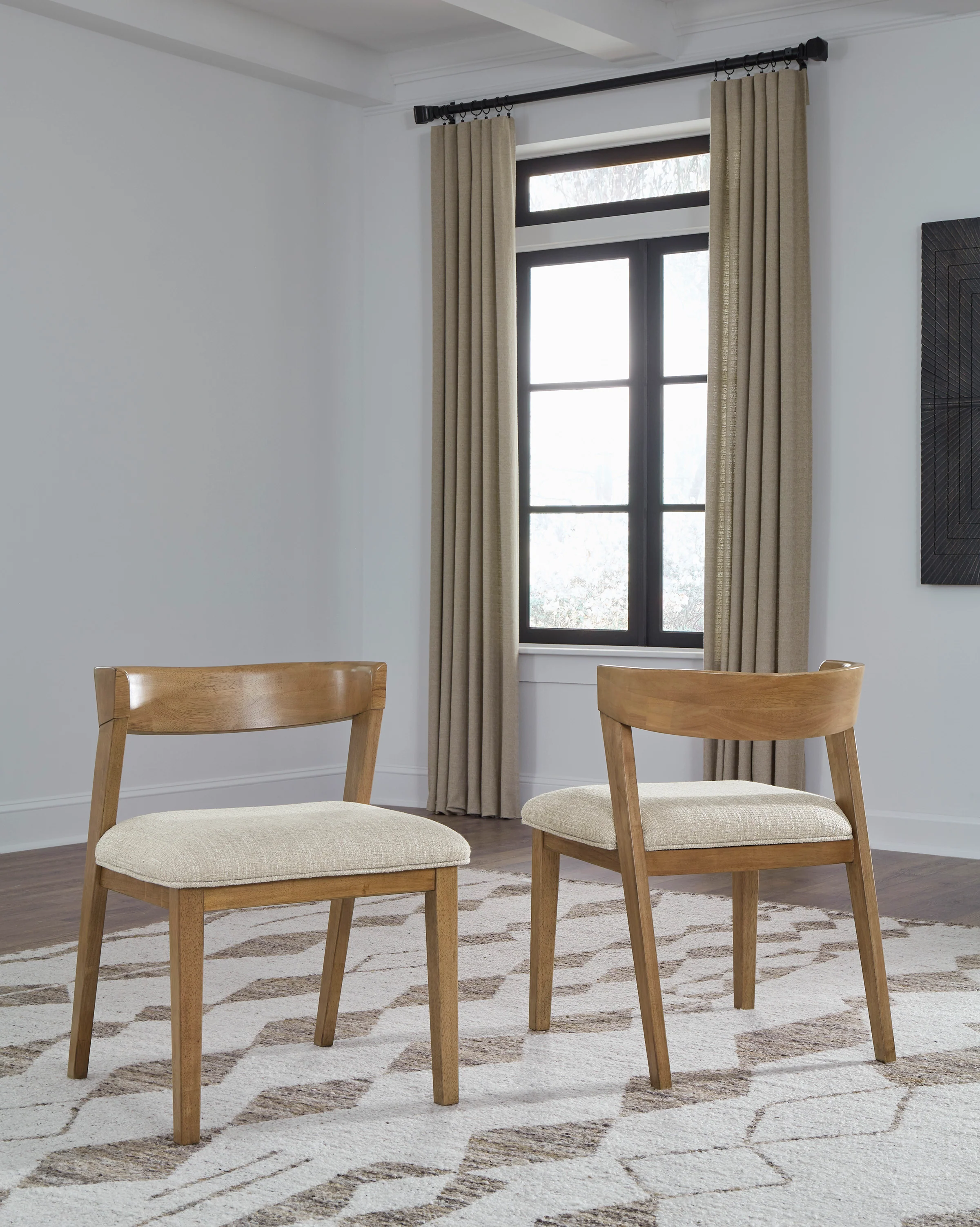 Kristiland Dining Table Set - Image 6