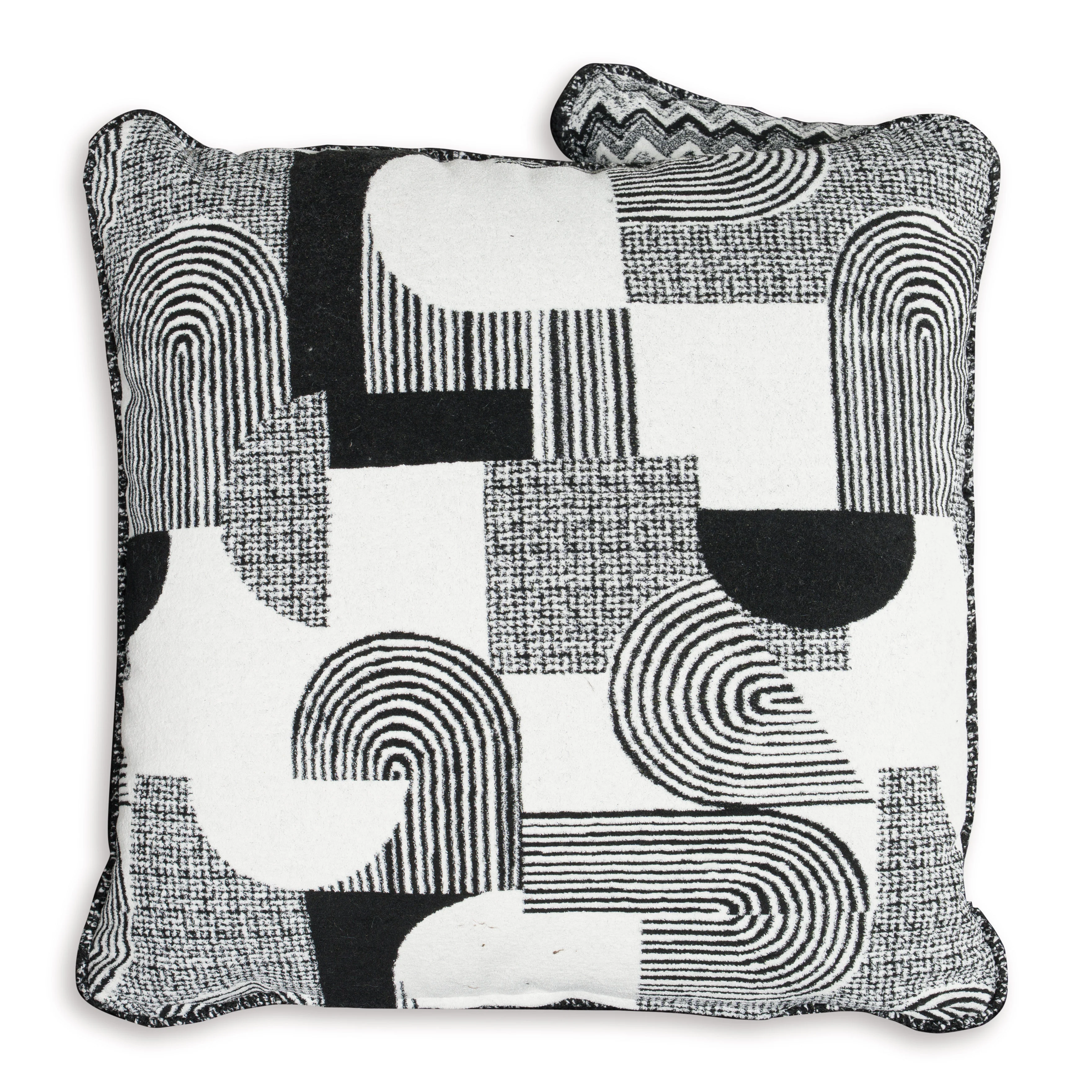 Northbridge Sofa - Image 6
