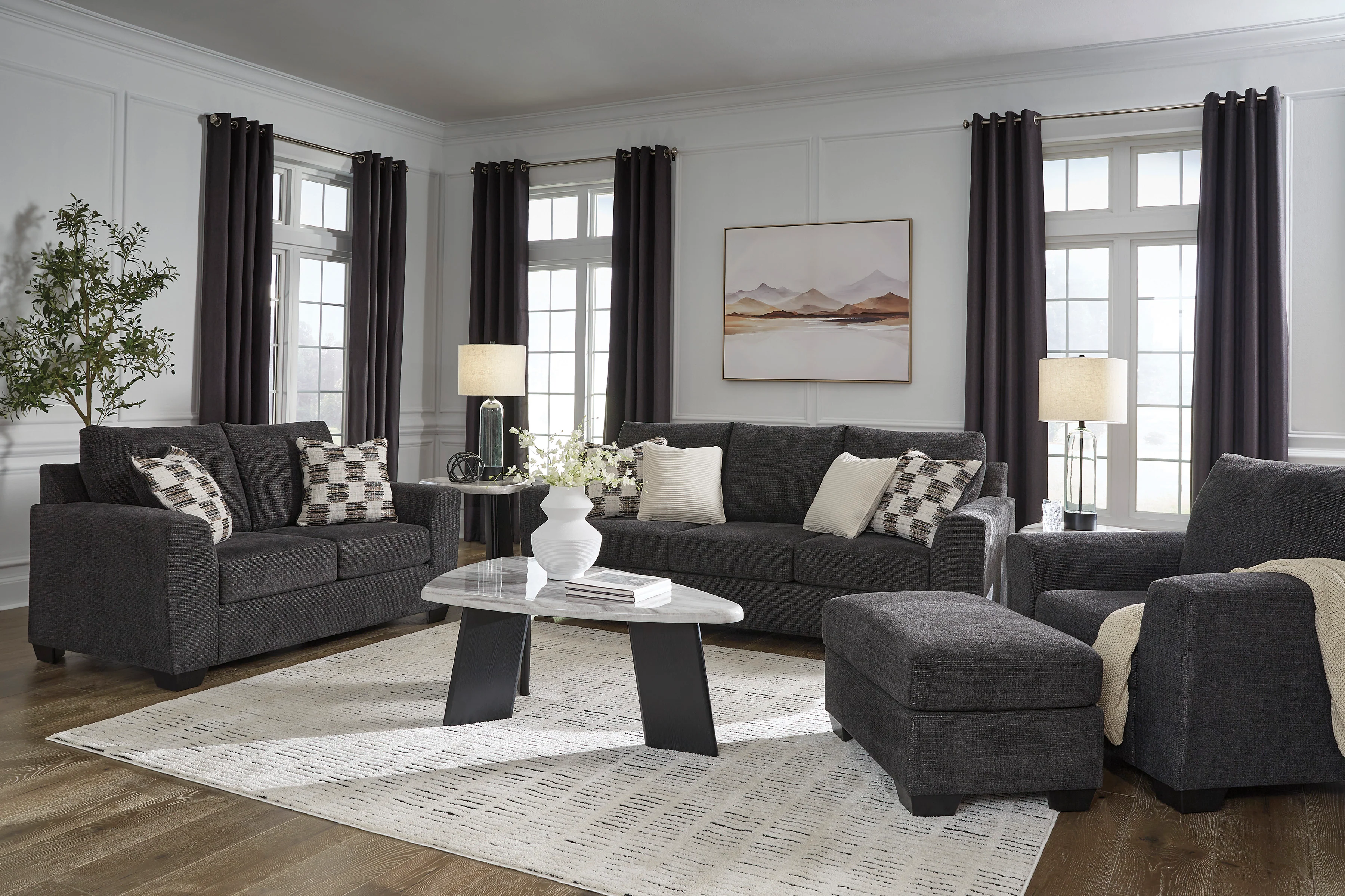 Loreo Sofa - Image 5
