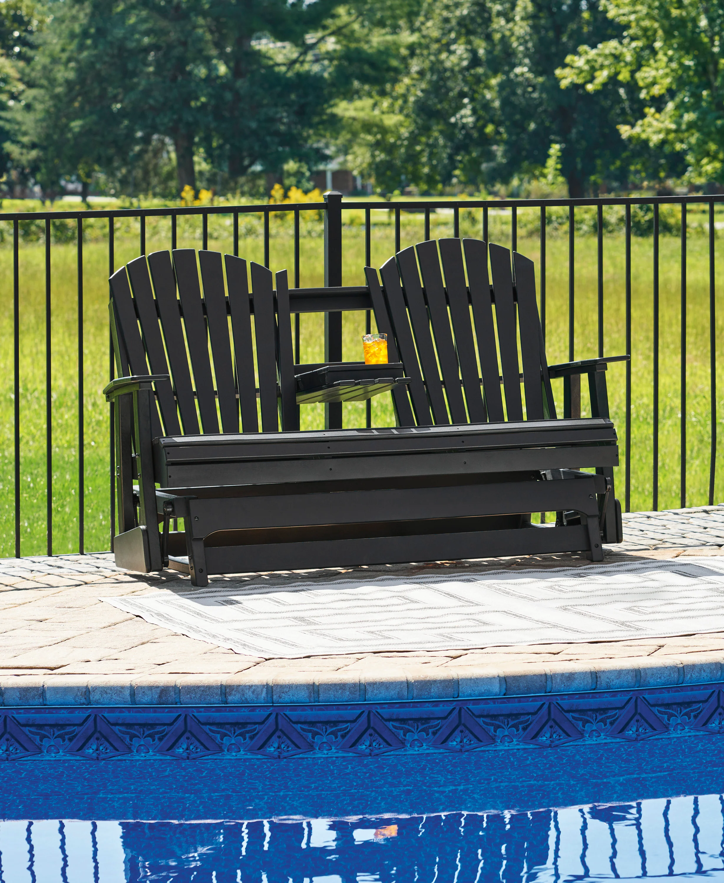 Fairen Trail Glider Loveseat - Image 4