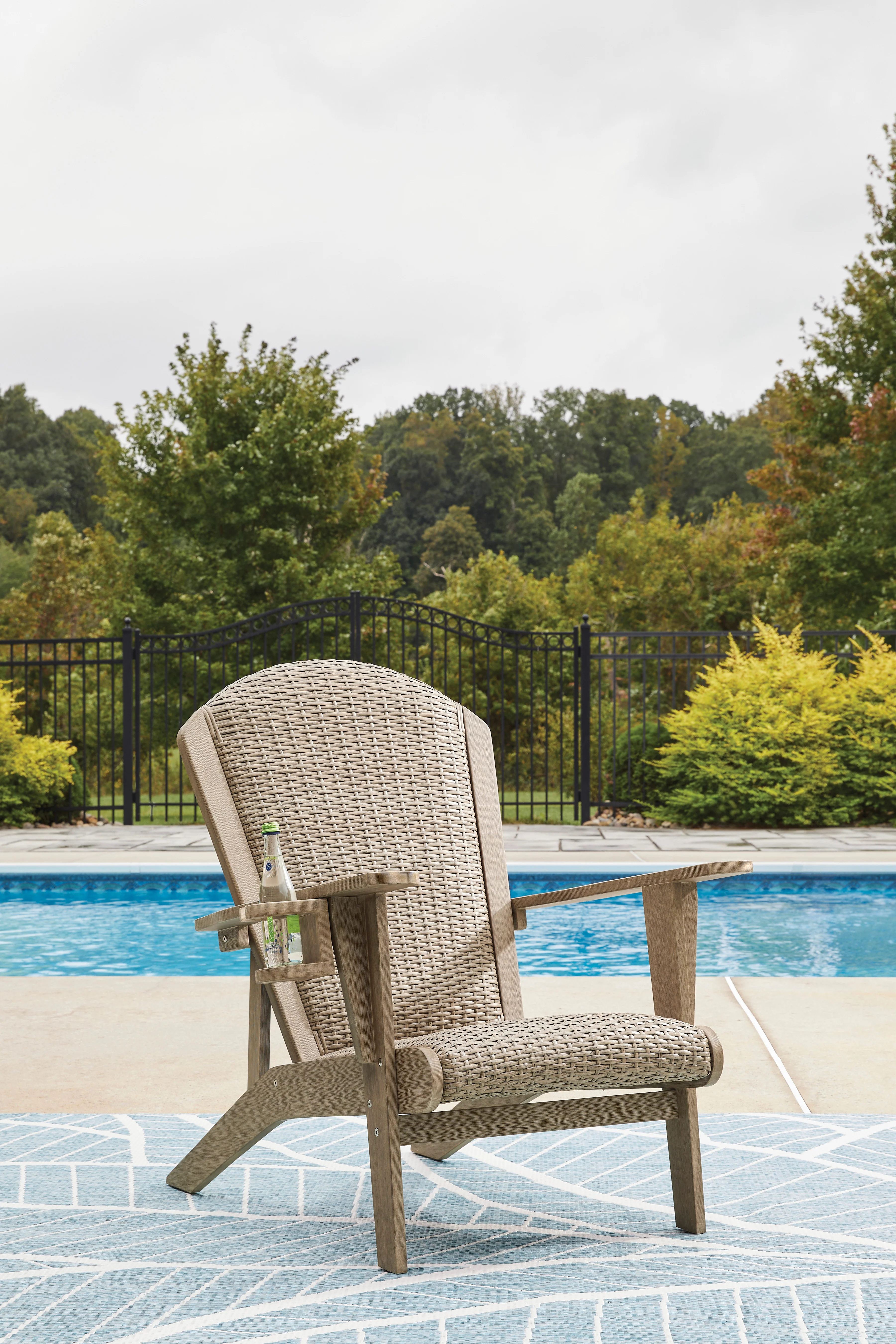 Sundown Treasure Outdoor Chair Set - Image 7