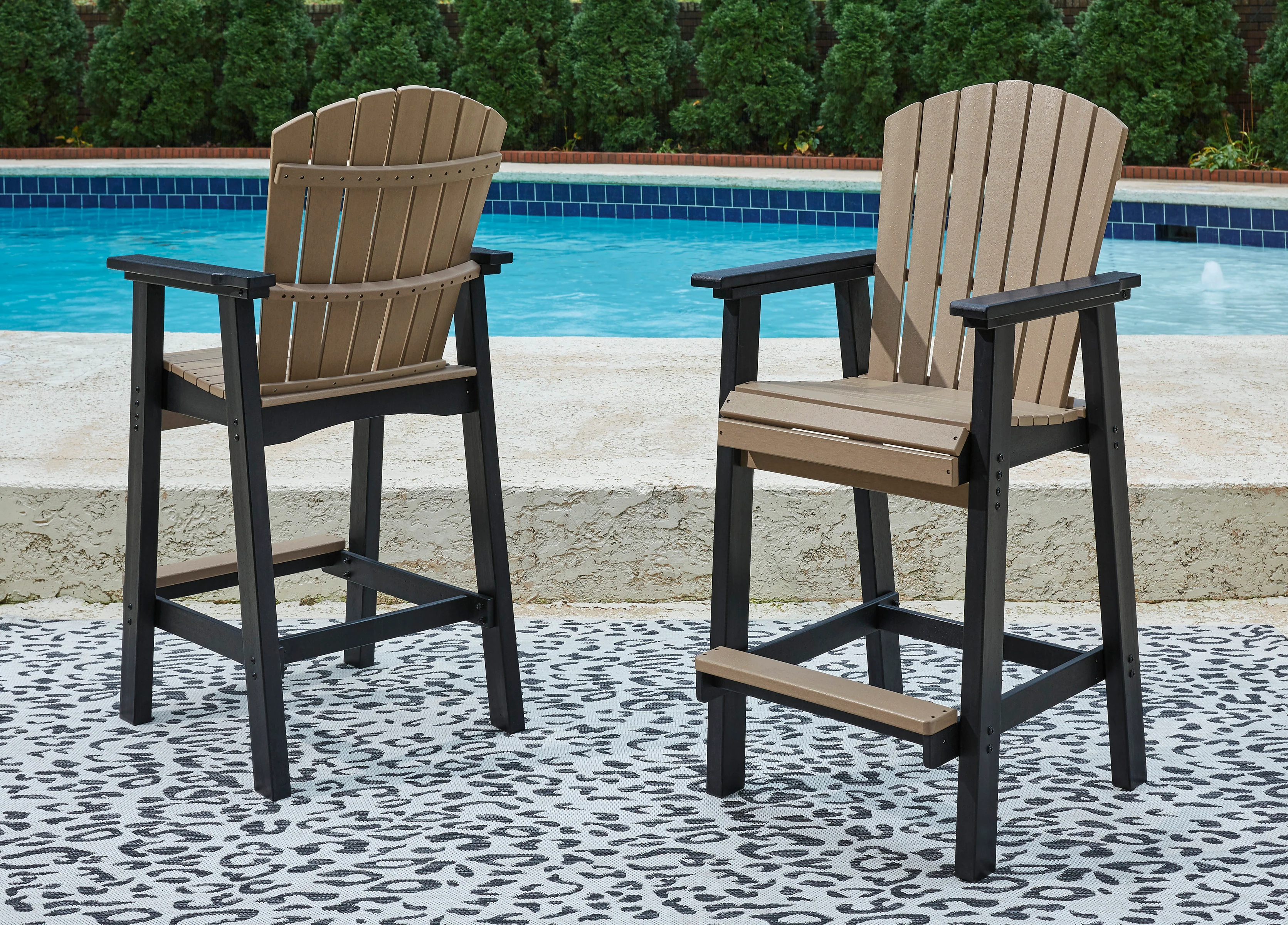 Fairen Trail Outdoor Table Set With 4 Barstool - Image 5