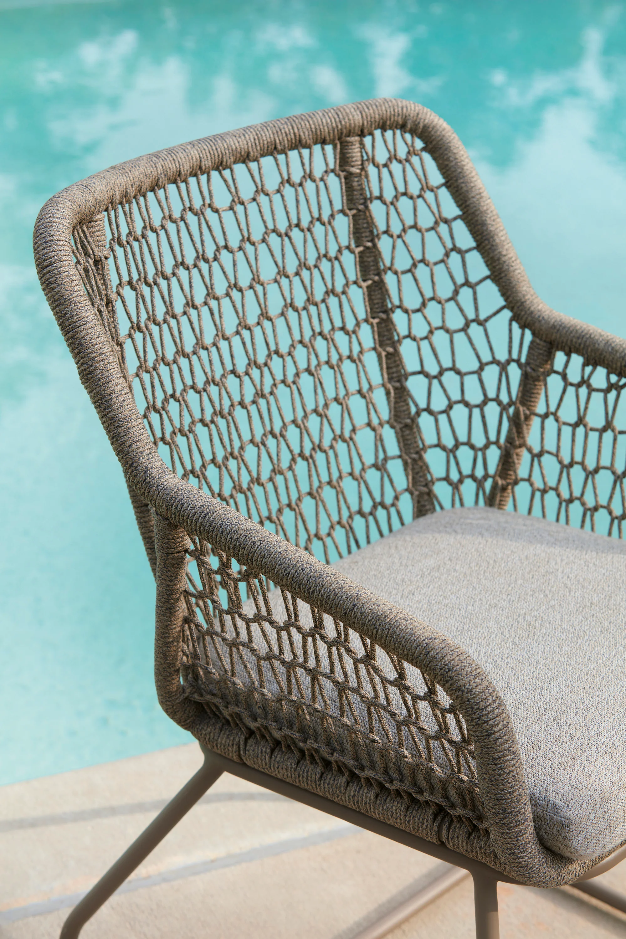 Monarch Heights Chairs With Cush/Table Set - Image 6