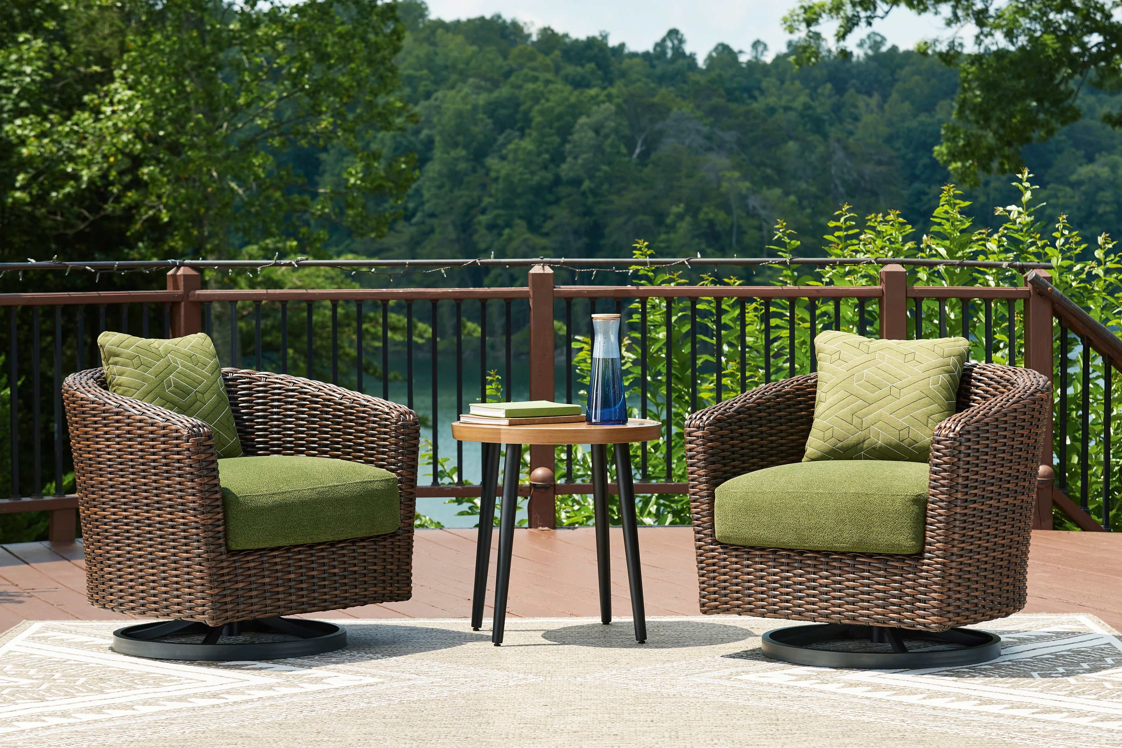 Horizon Hall Swivel Lounge With Cushion - Image 3