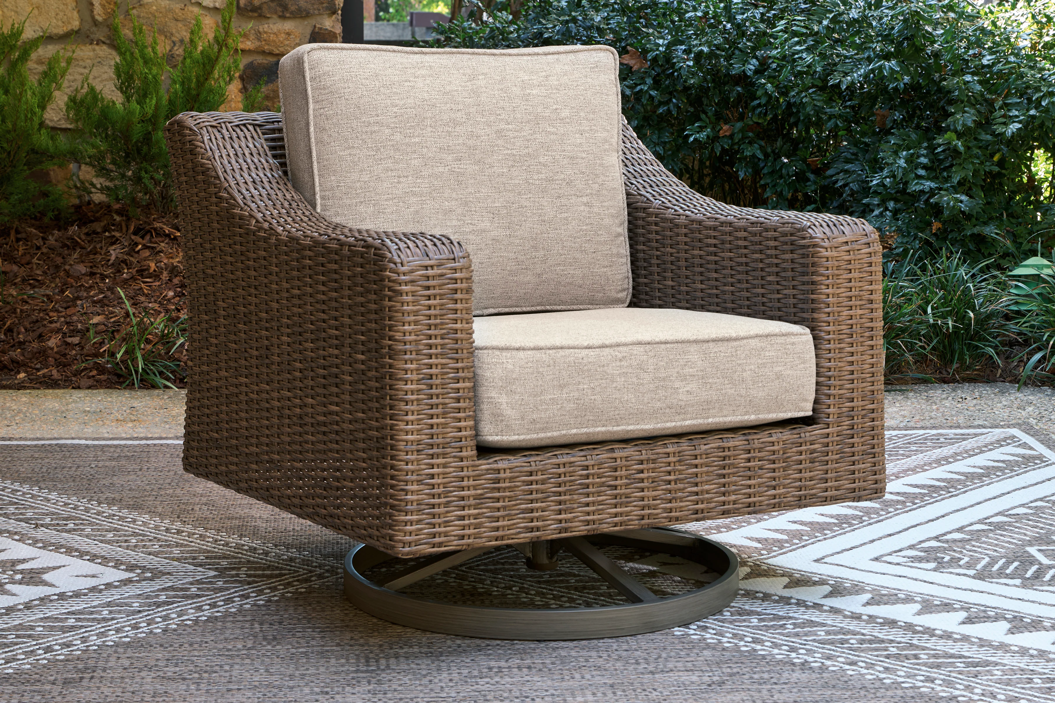 Revare Beach Swivel Lounge With Cushion - Image 3