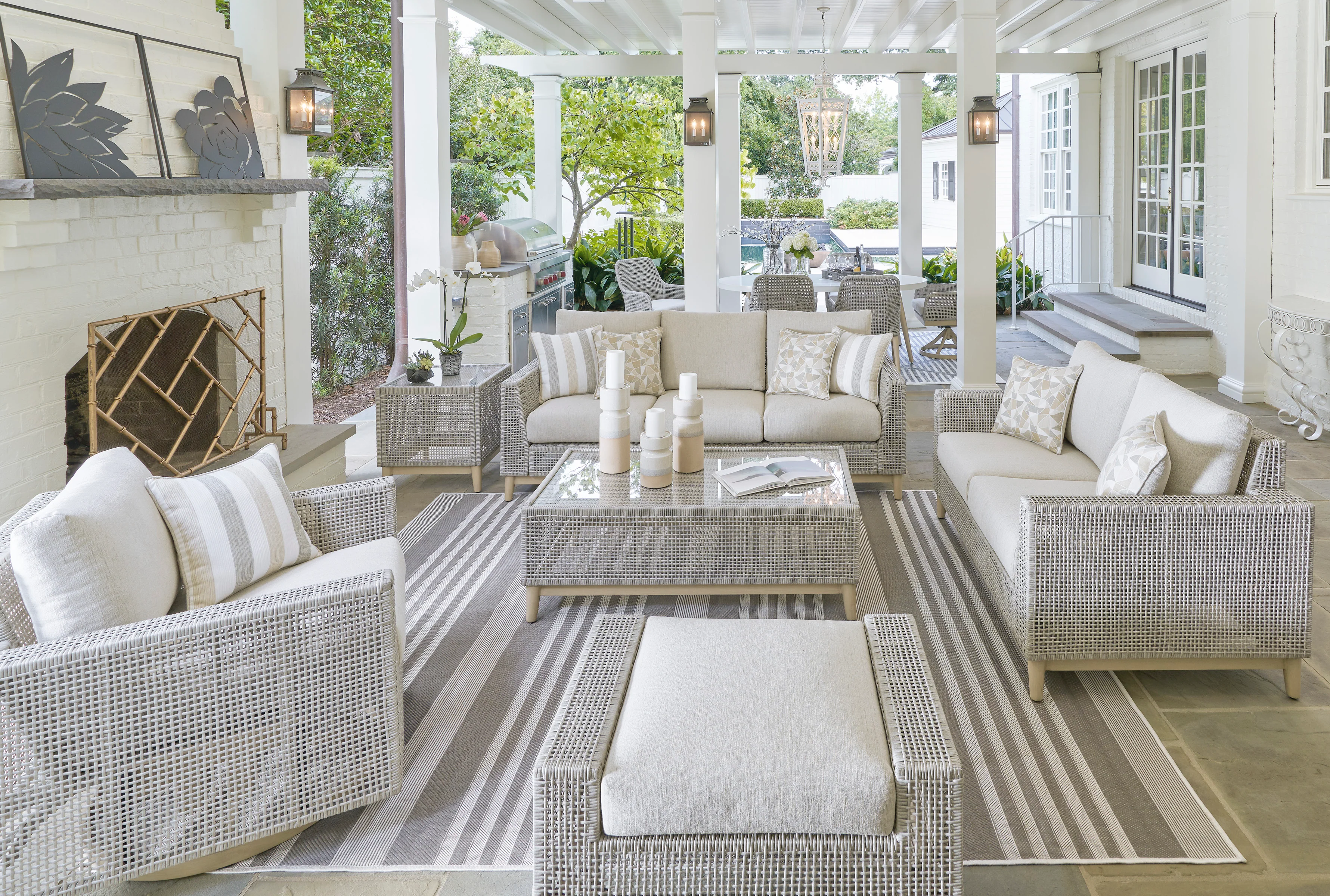 Seton Creek Loveseat With Cushion - Image 11