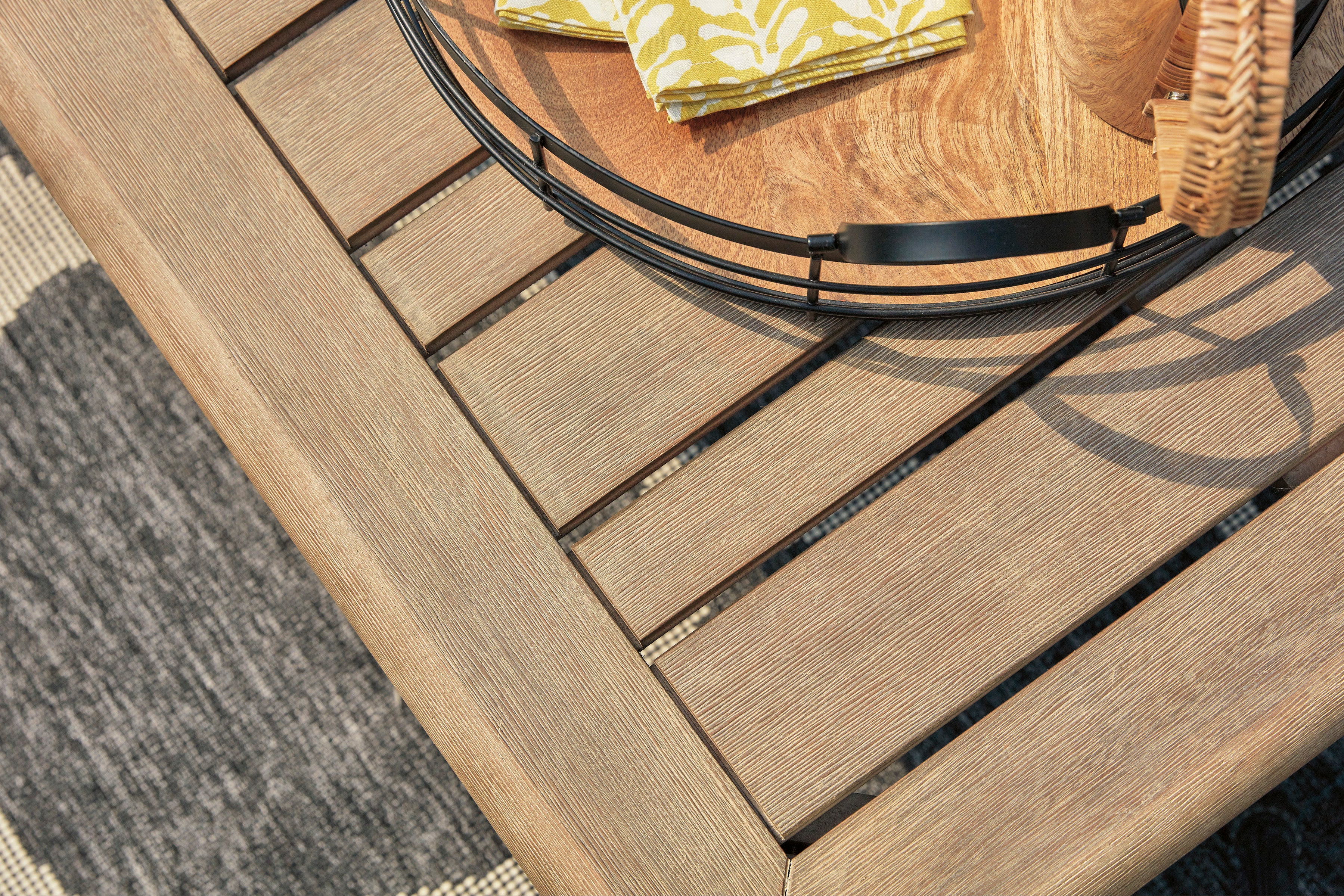 Gerianne Square End Table - Image 12