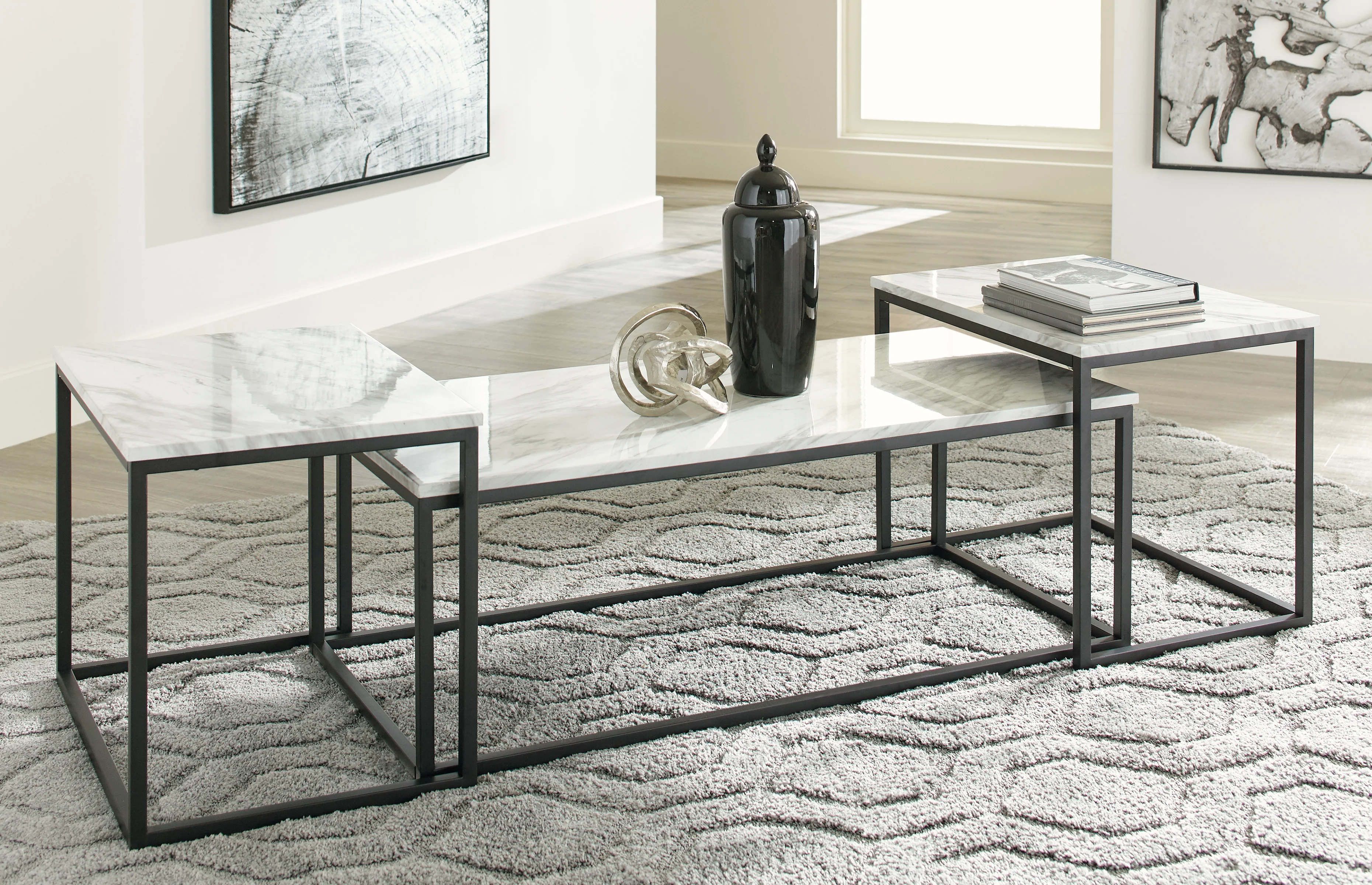 Donnesta Table (Set of 3) - Image 2
