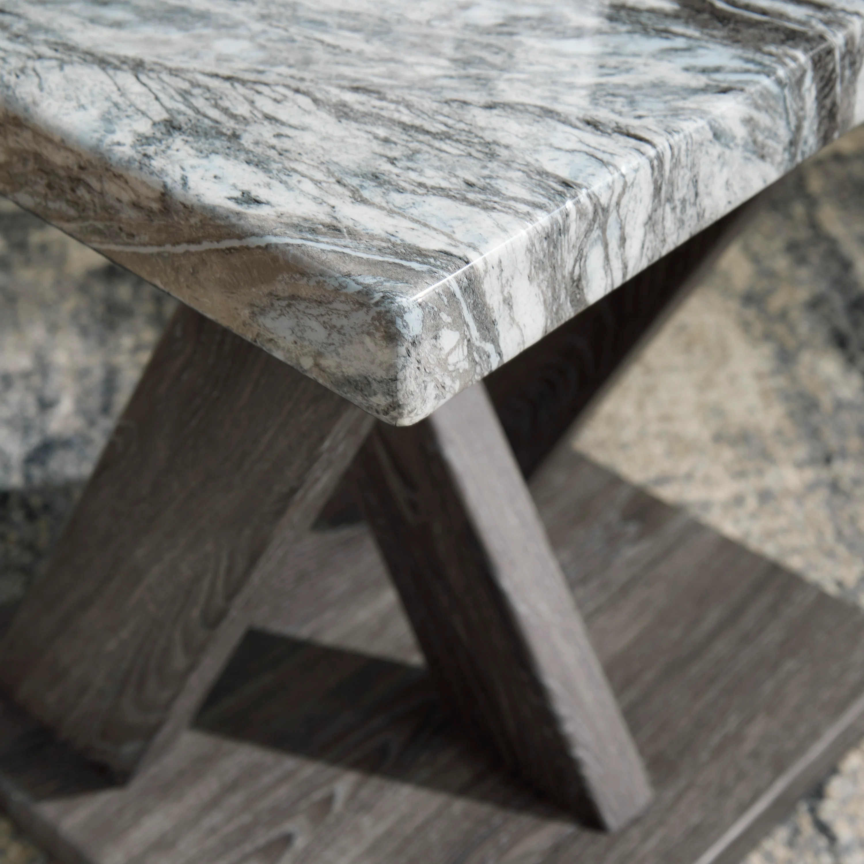 Bensonale Table (Set of 3) - Image 11