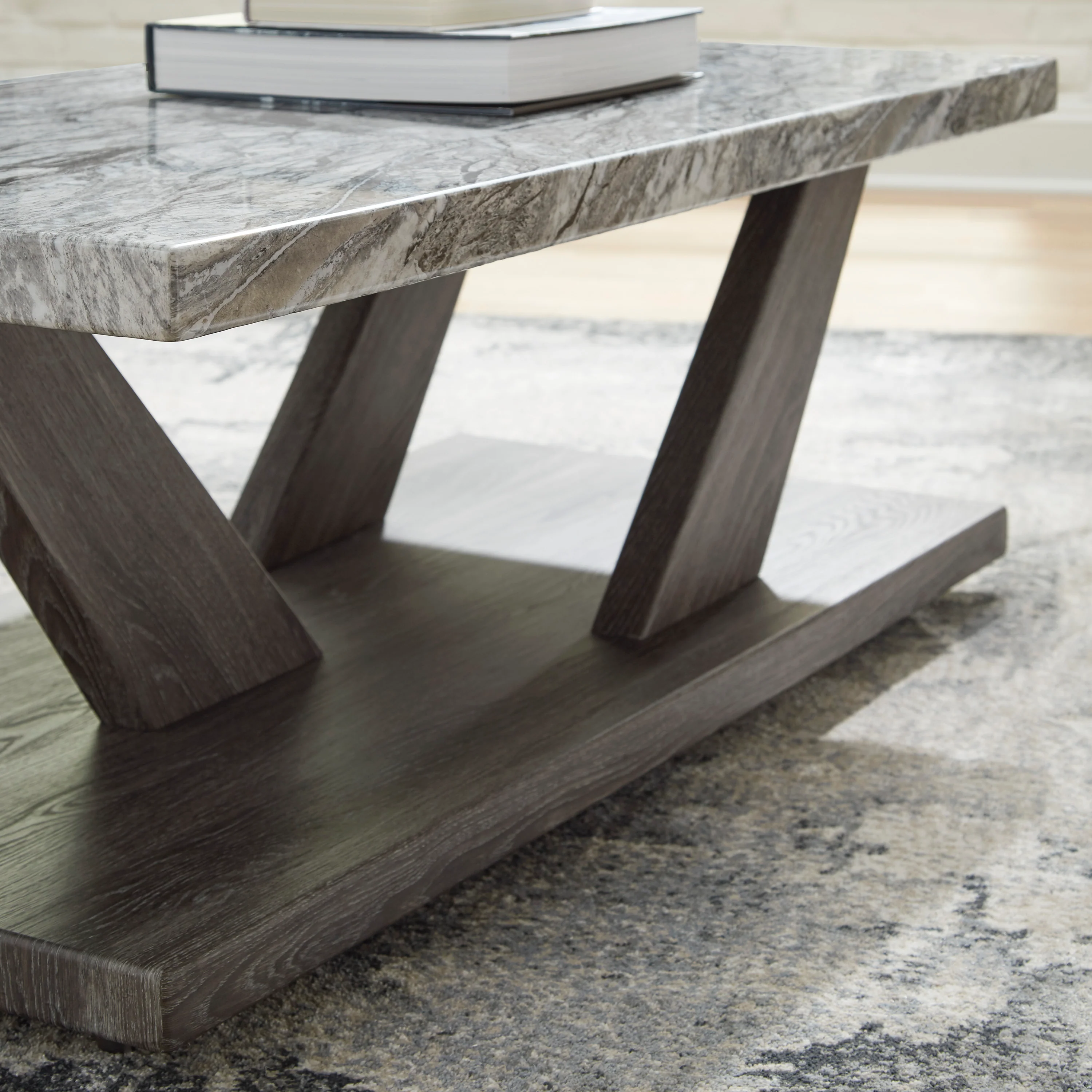 Bensonale Table (Set of 3) - Image 6