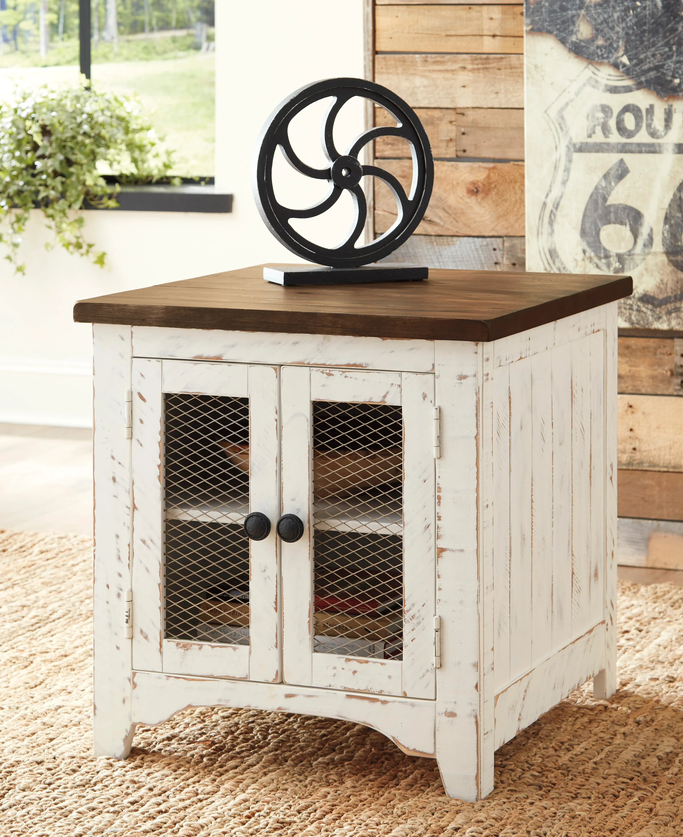 Wystfield Coffee table set (Coffee table + 2 end tables) - Image 10