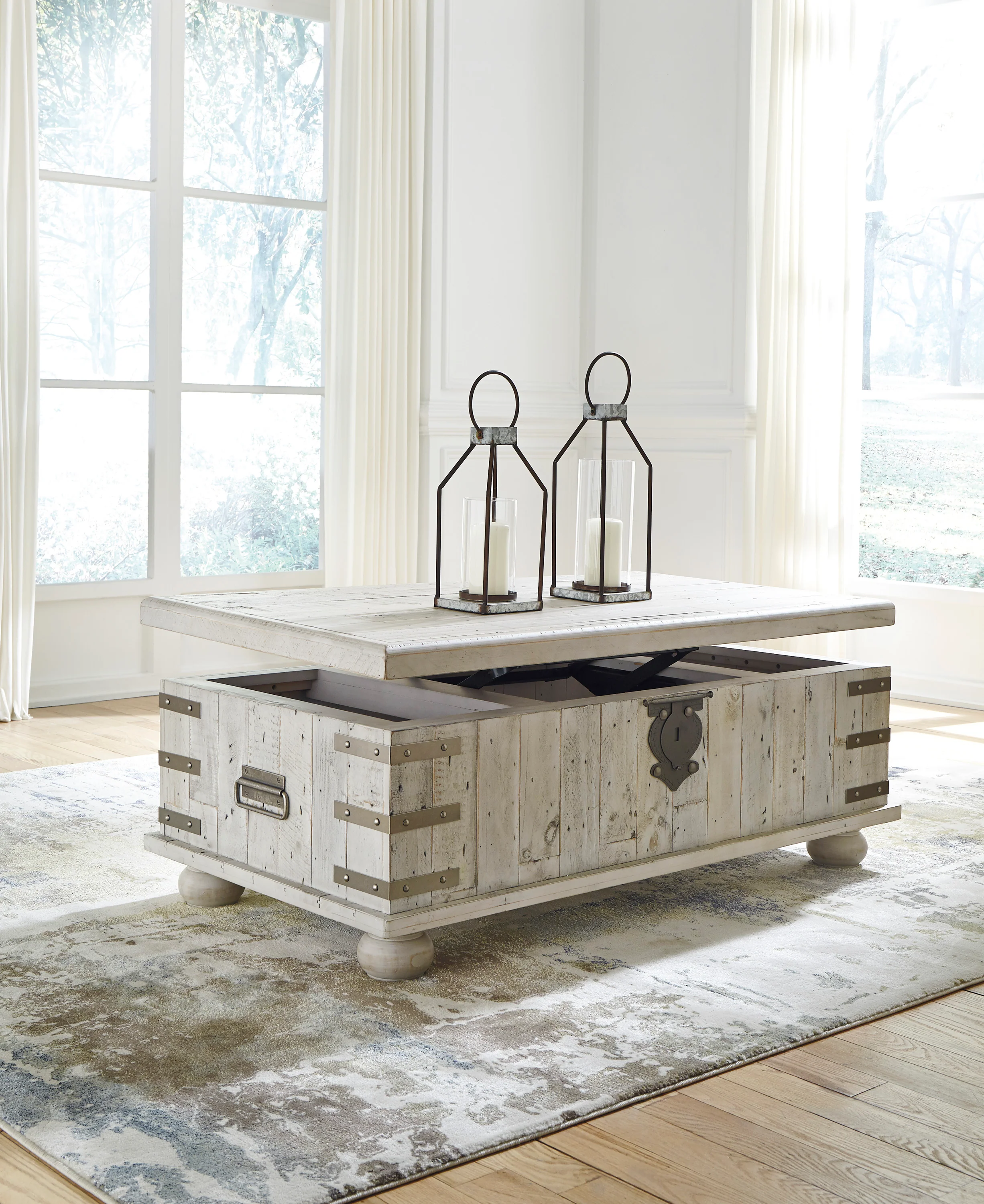 Carynhurst Coffee Table With Lift Top