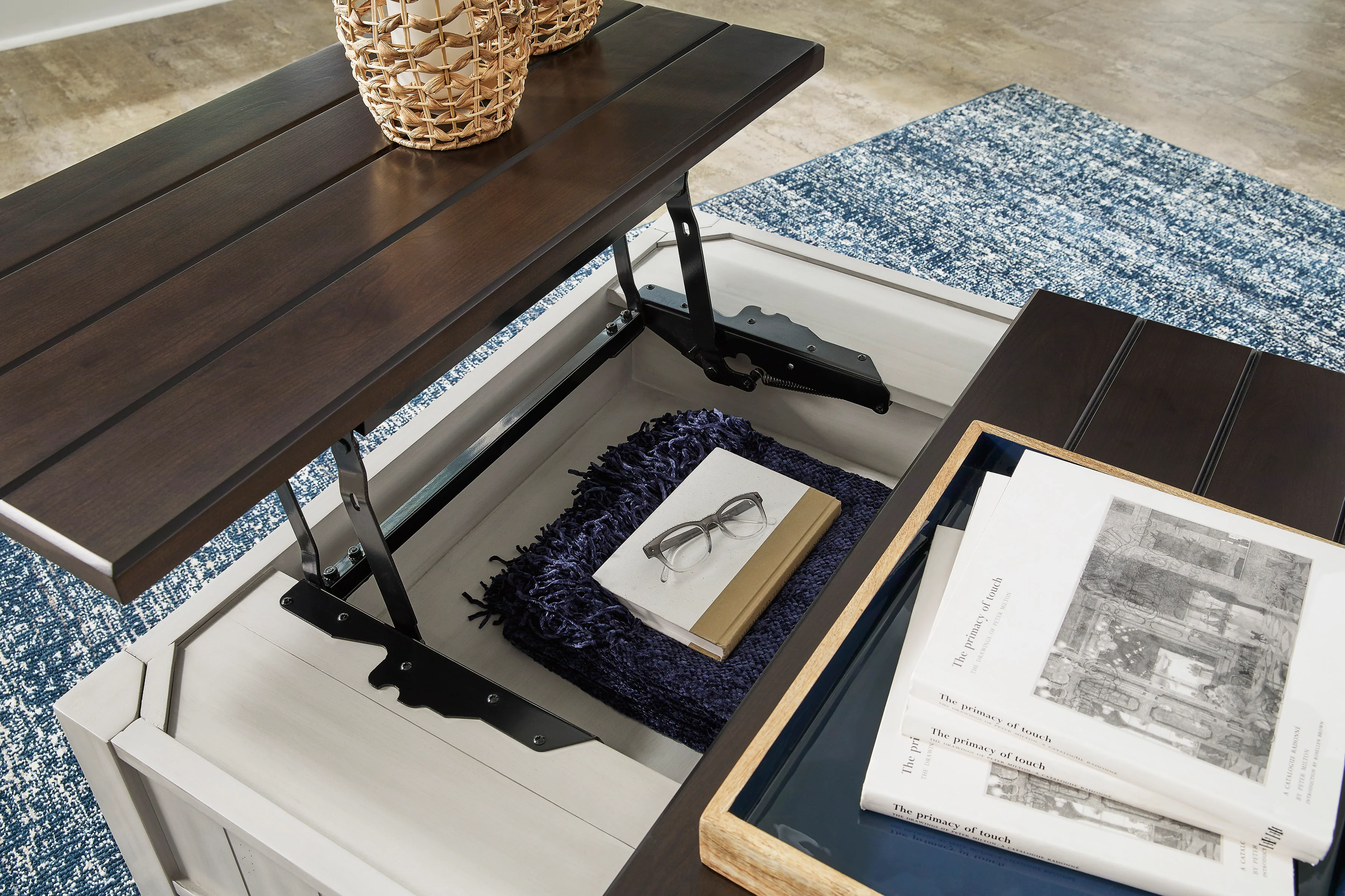 Darborn Lift-Top Coffee Table - Image 8